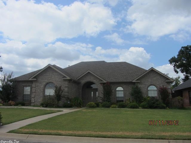 COUNTRY CLUB OF ARK THE - Residential
