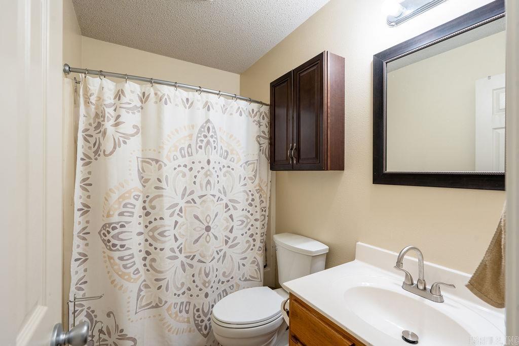 SUMMERBROOKE - Residential