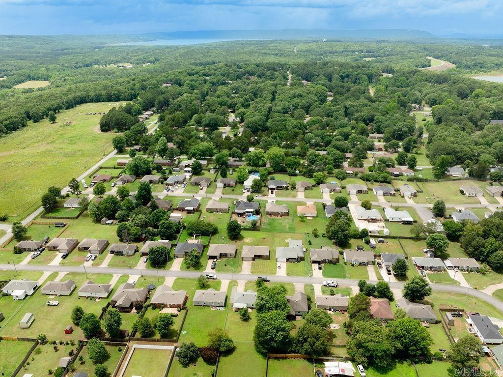 SUMMERBROOKE - Residential