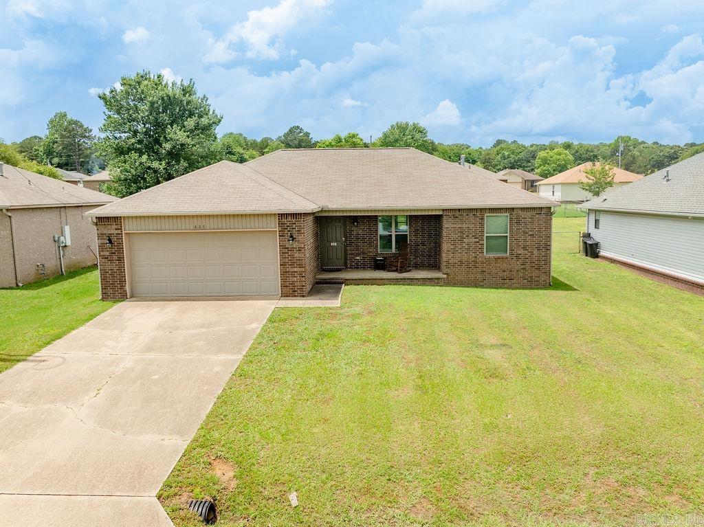 SUMMERBROOKE - Residential