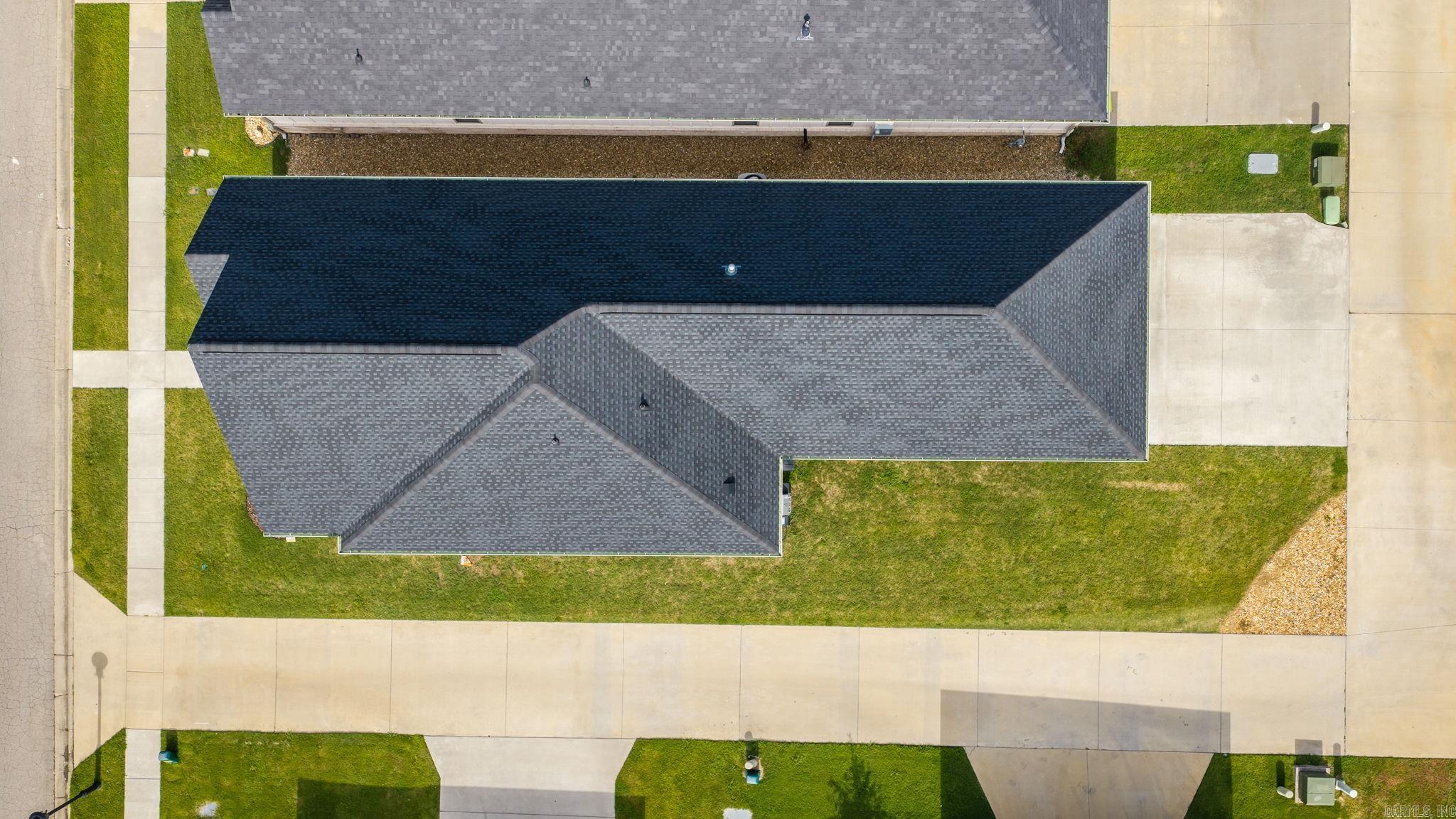 MIDTOWN BRYANT - Residential