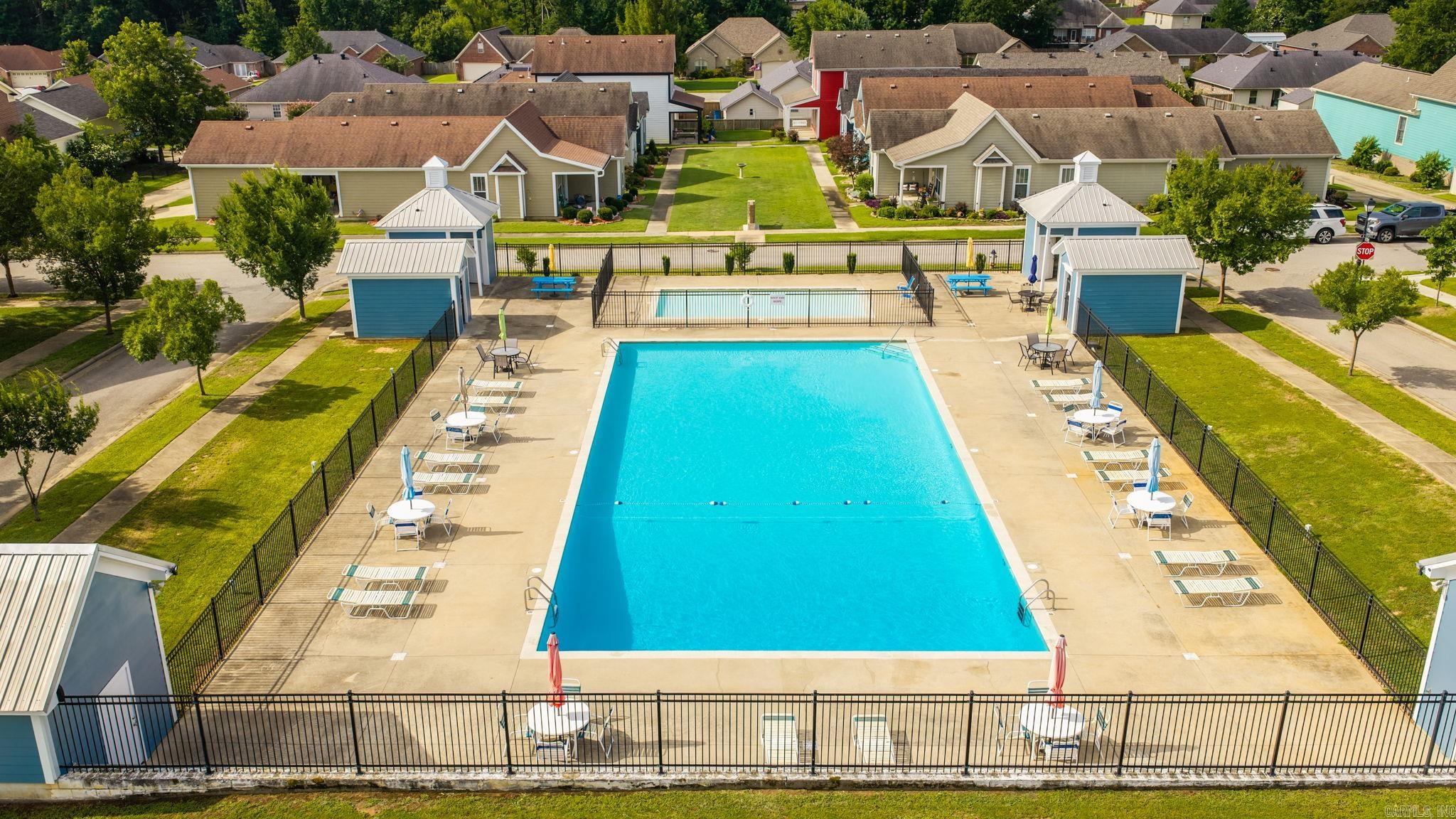 MIDTOWN BRYANT - Residential