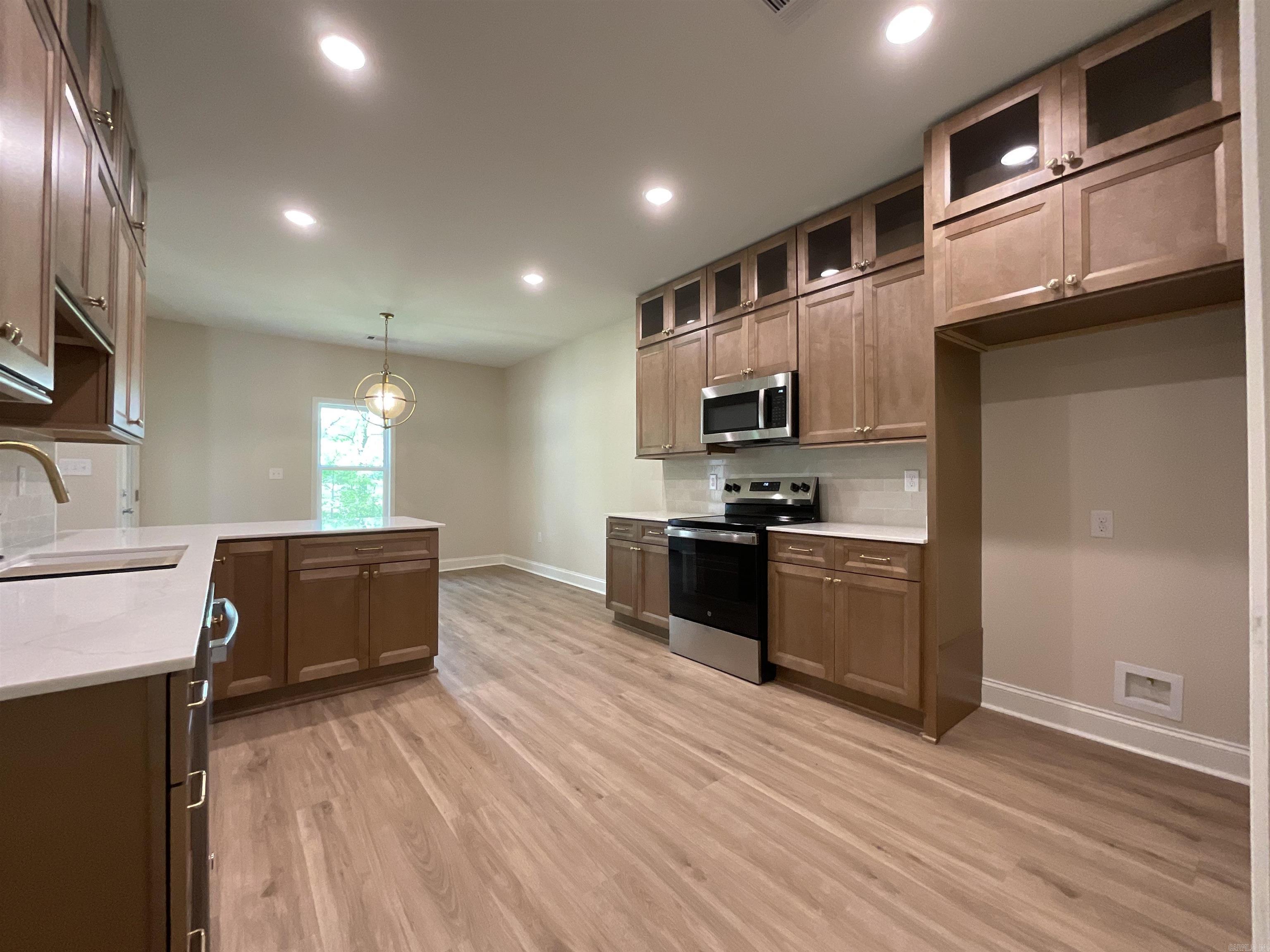 BROWN ADD TO JACK - Residential