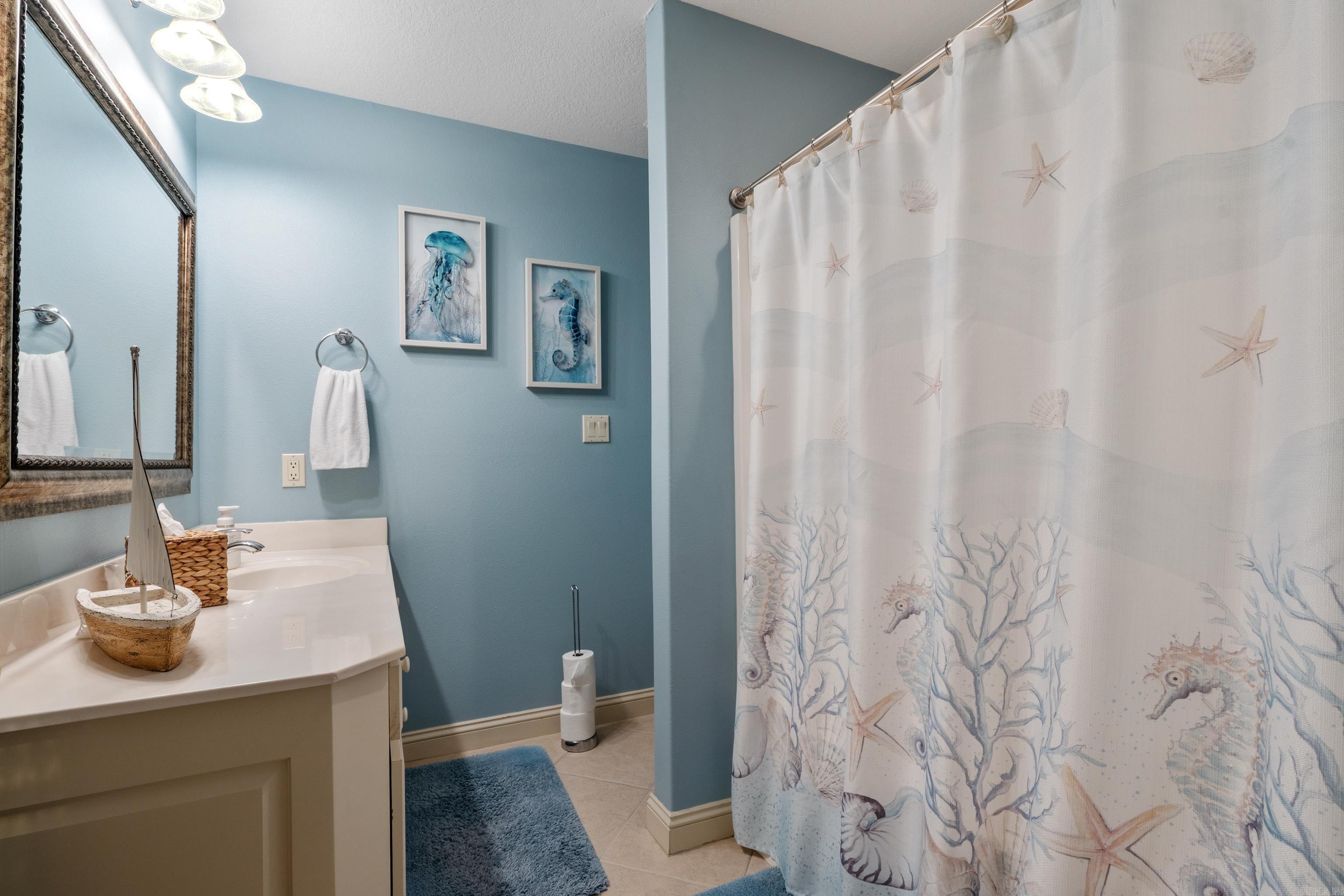 CATALINA COVE HPR - Residential
