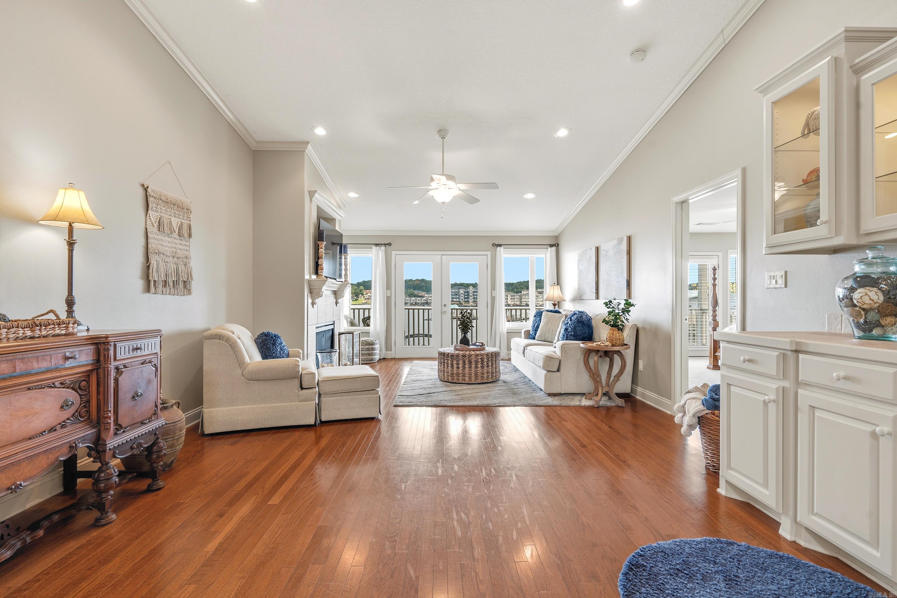 CATALINA COVE HPR - Residential