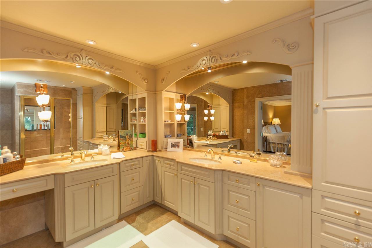 River Oaks - Residential