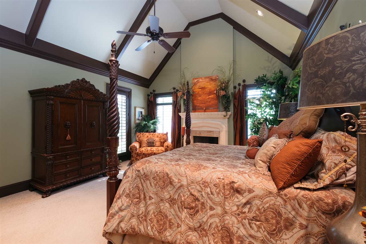 CHENAL VALLEY SOLOGNE CIRCLE - Residential
