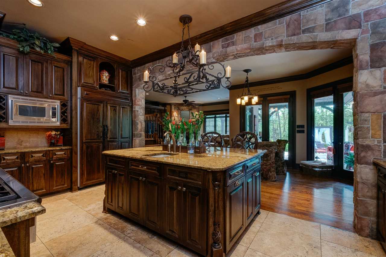 CHENAL VALLEY SOLOGNE CIRCLE - Residential