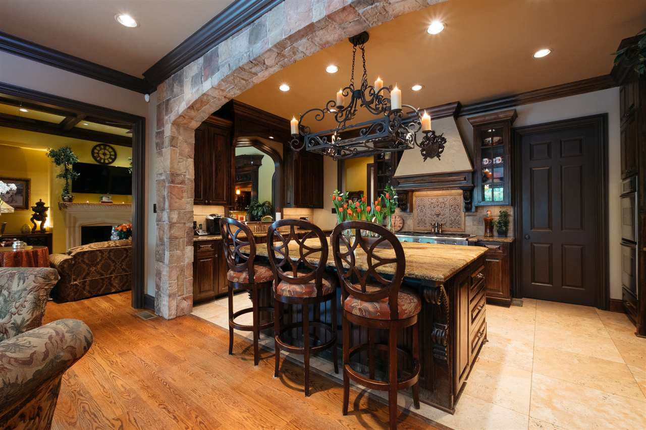 CHENAL VALLEY SOLOGNE CIRCLE - Residential
