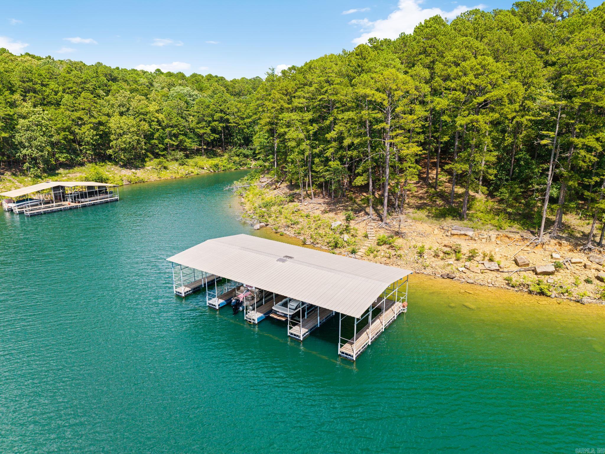 TANNENBAUM - LAKE - Residential