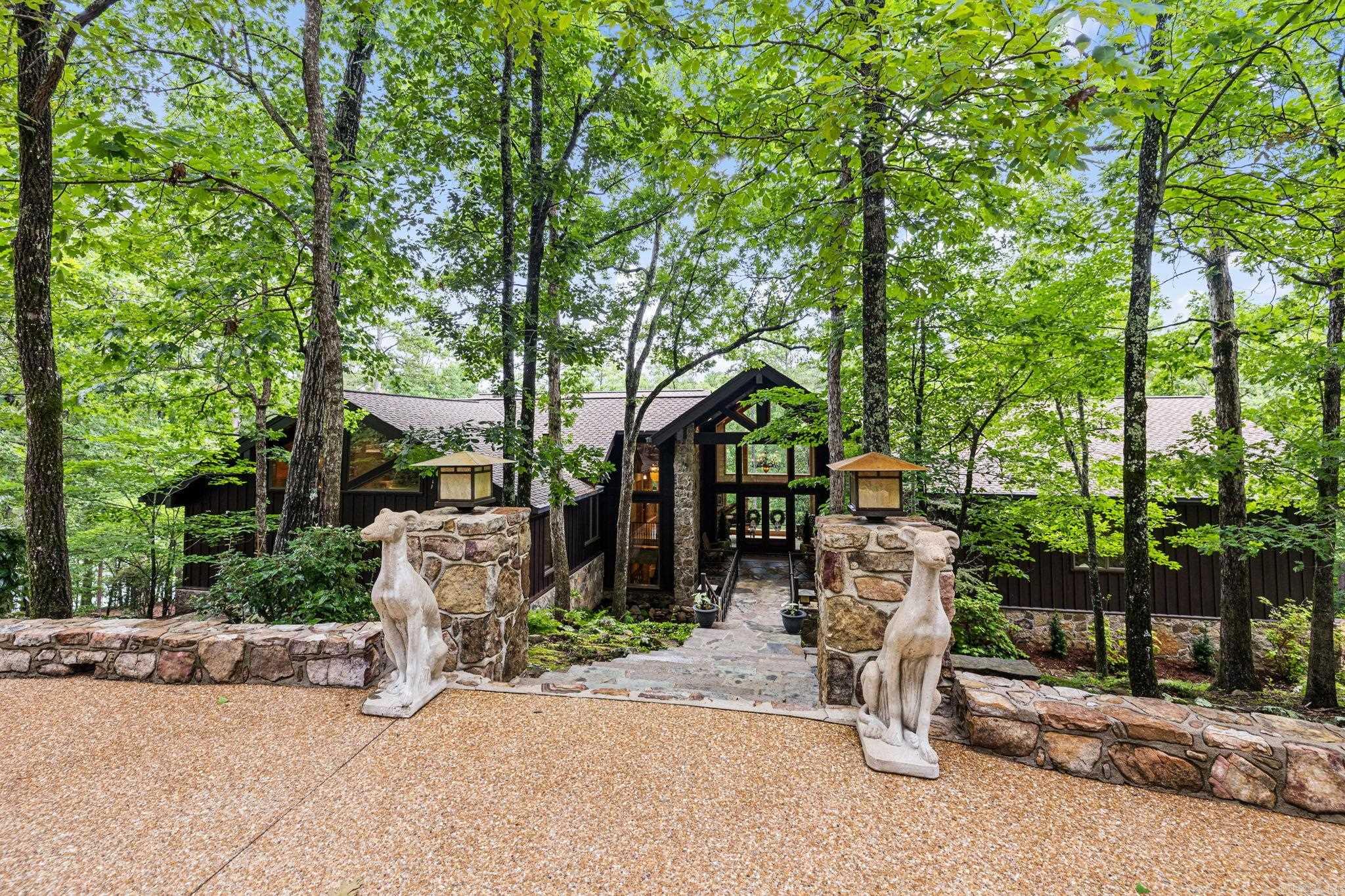 TANNENBAUM - LAKE - Residential