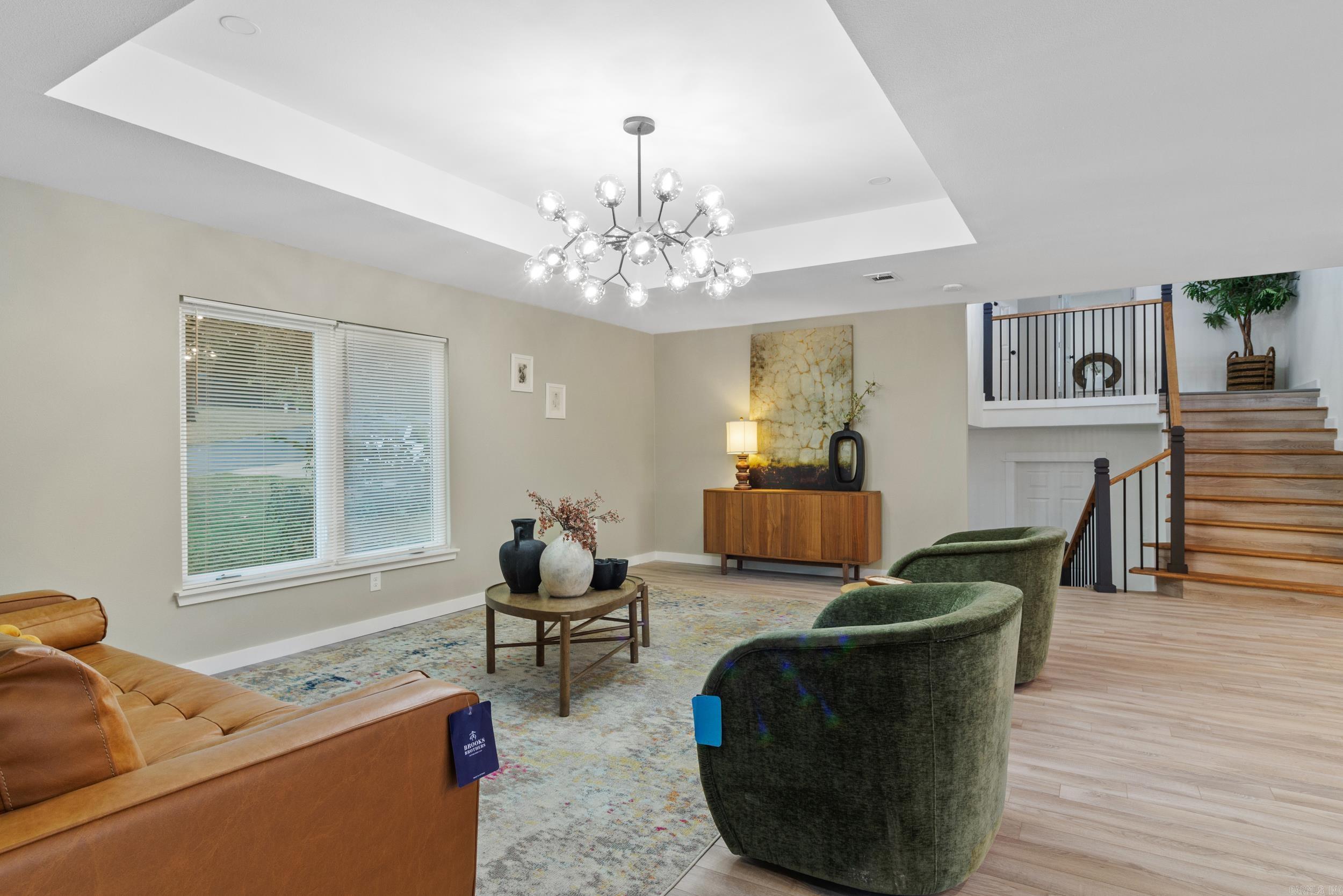 INDIAN HILLS - Residential