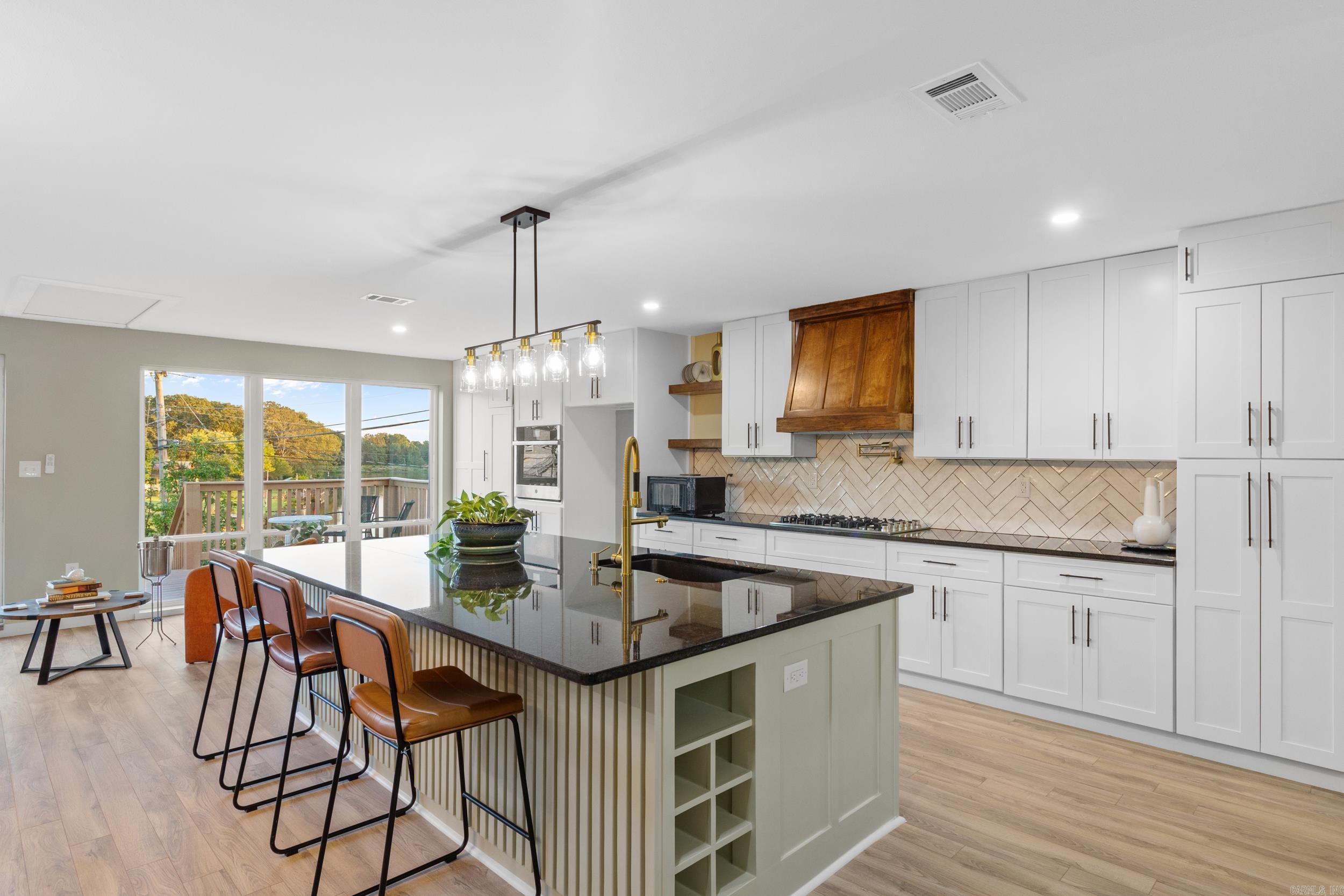 INDIAN HILLS - Residential