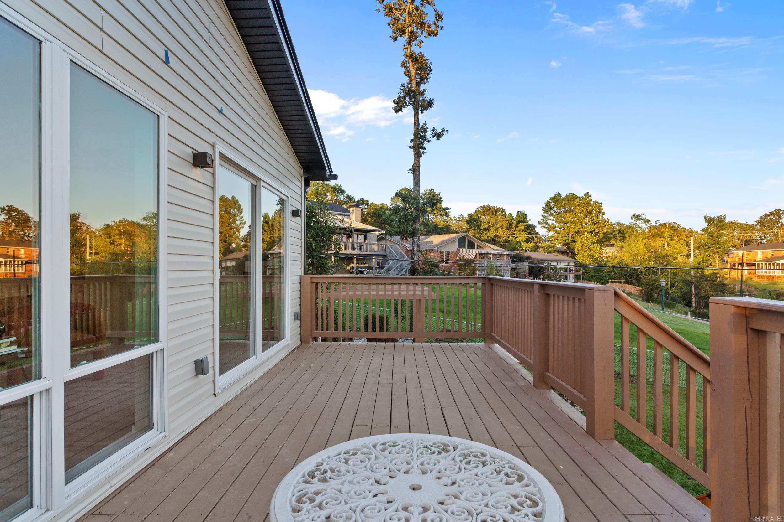 INDIAN HILLS - Residential