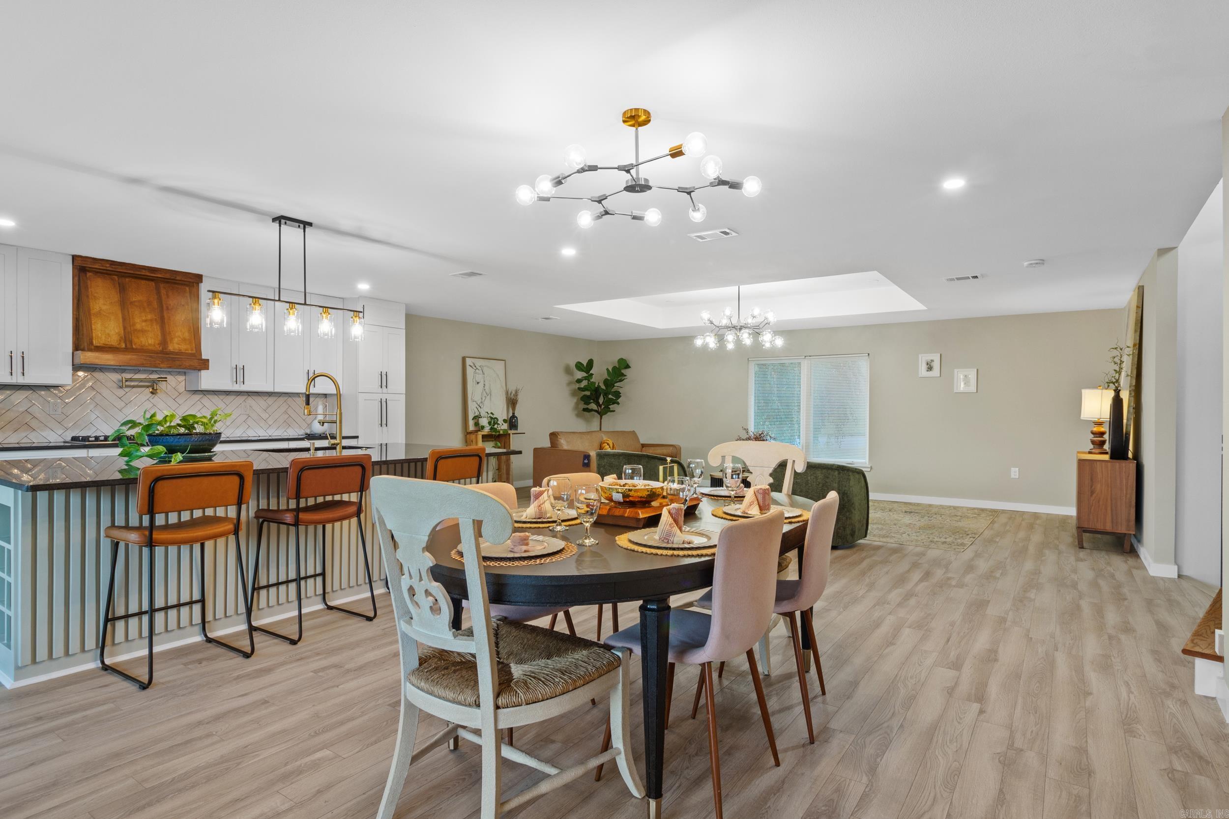 INDIAN HILLS - Residential