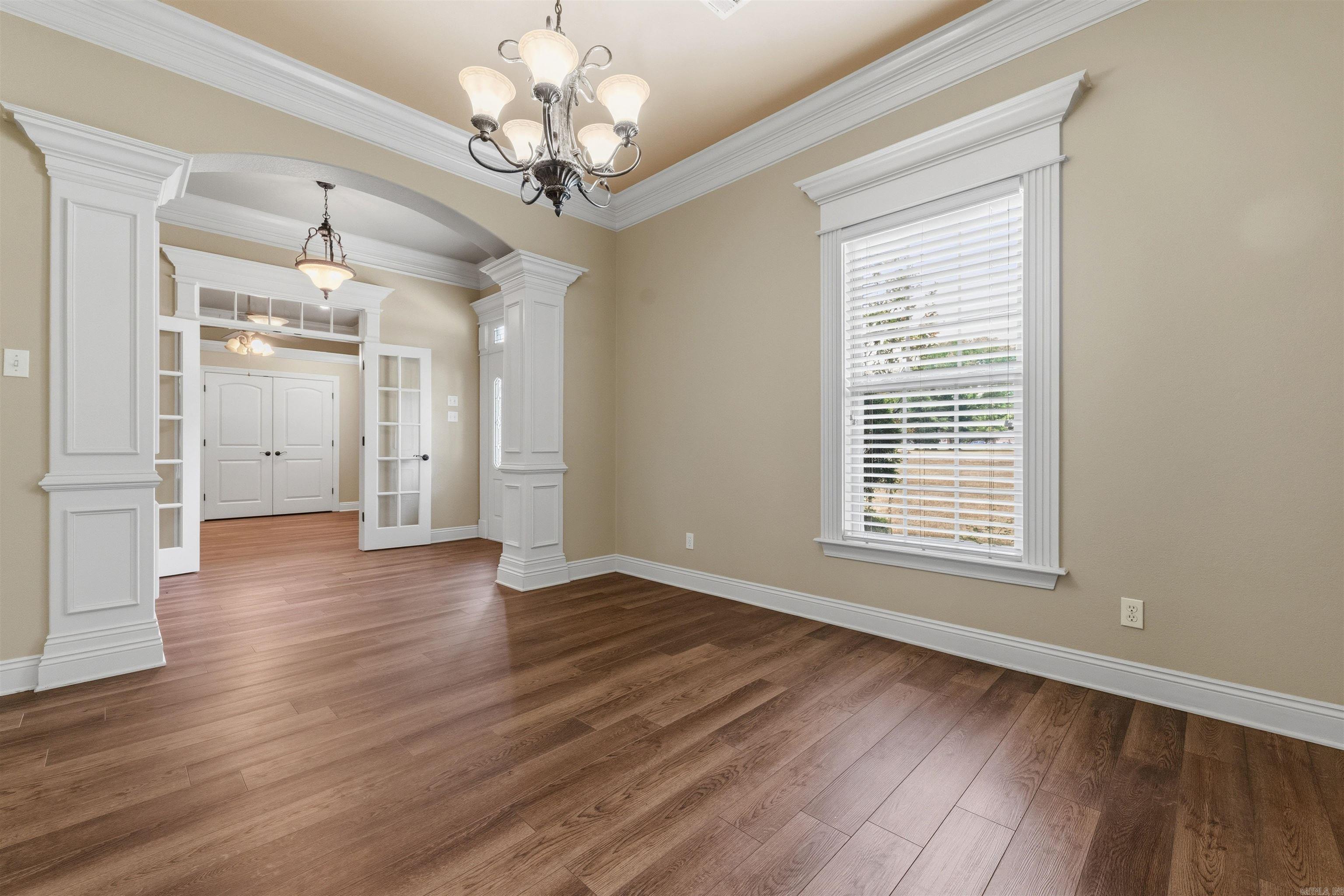 WOODMEADE - Residential