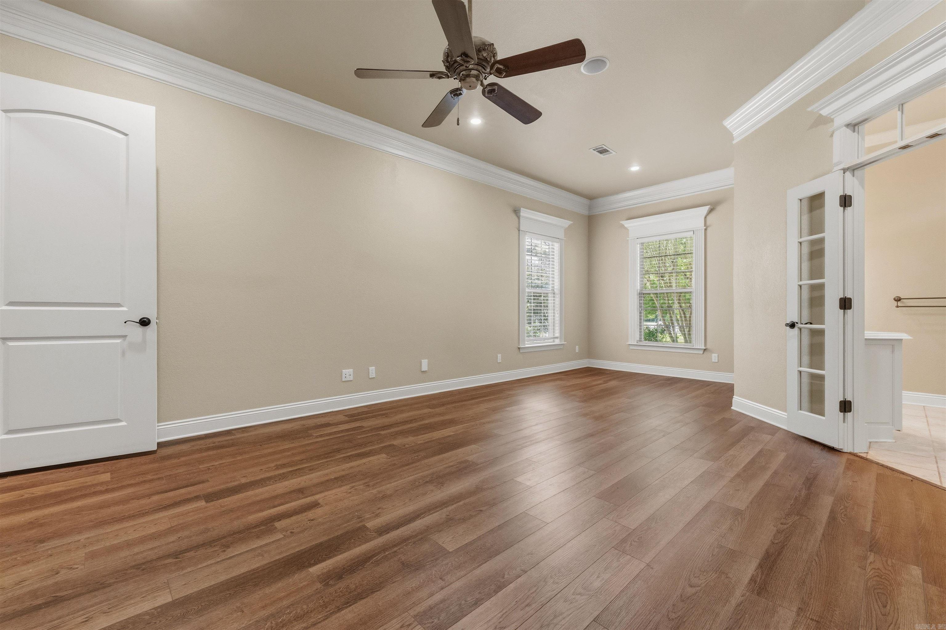 WOODMEADE - Residential