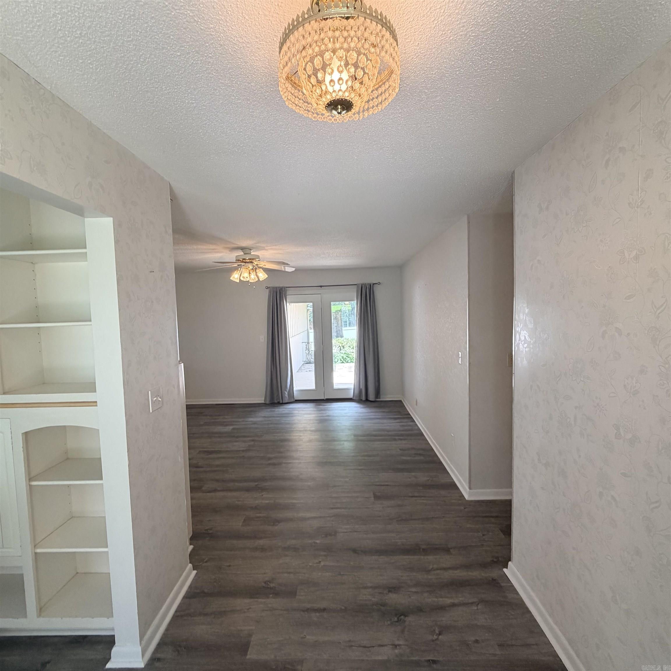 M&B PIGGOTT 2-20-8 - Residential