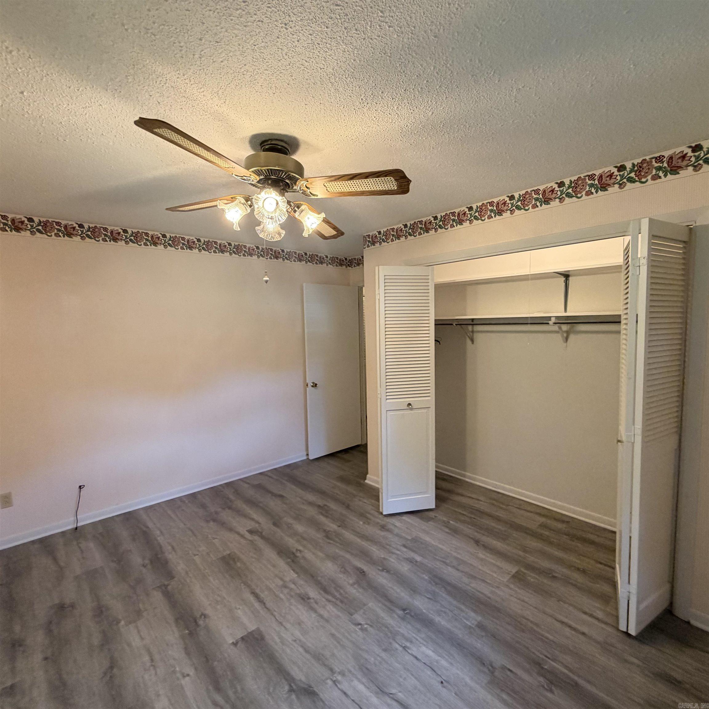 M&B PIGGOTT 2-20-8 - Residential