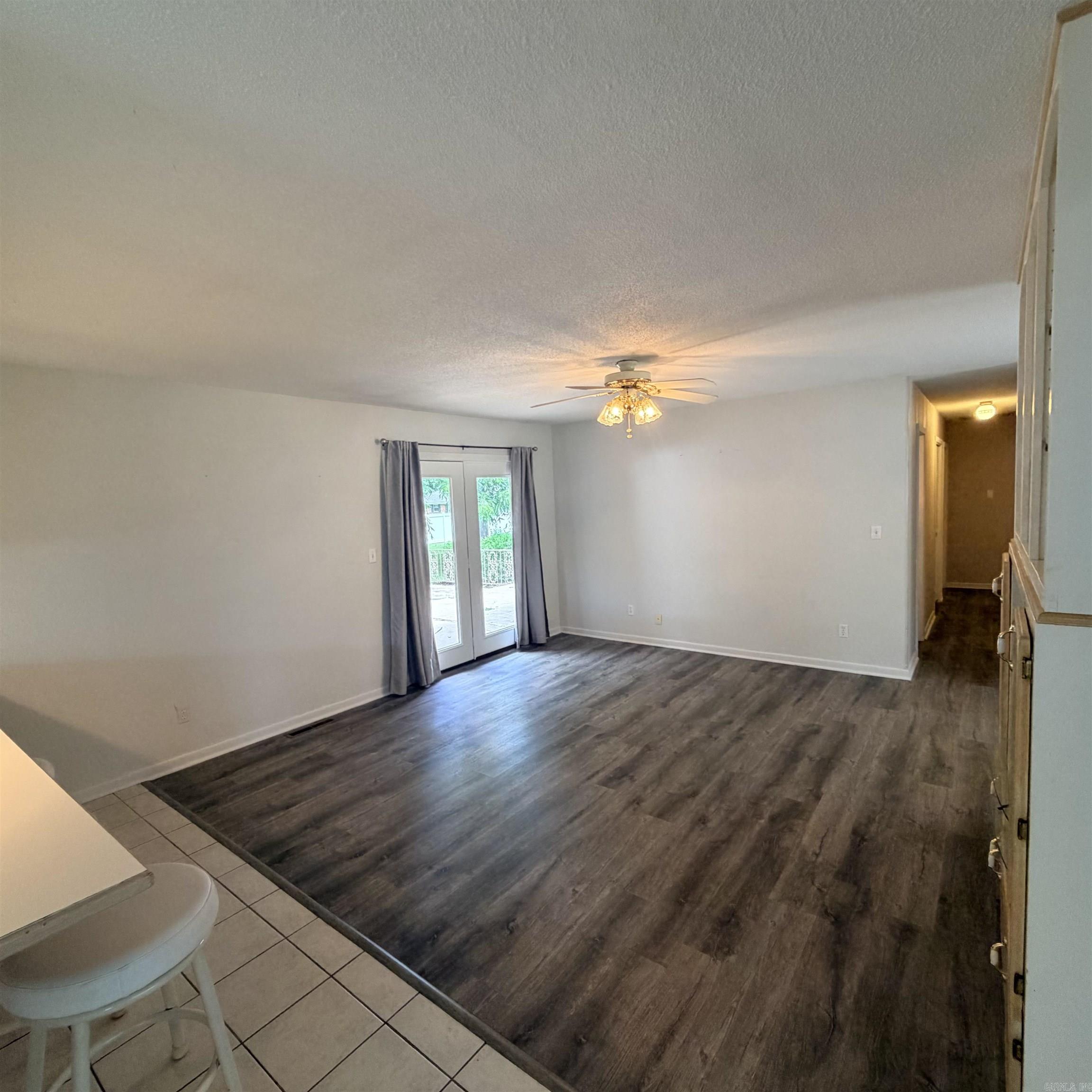 M&B PIGGOTT 2-20-8 - Residential
