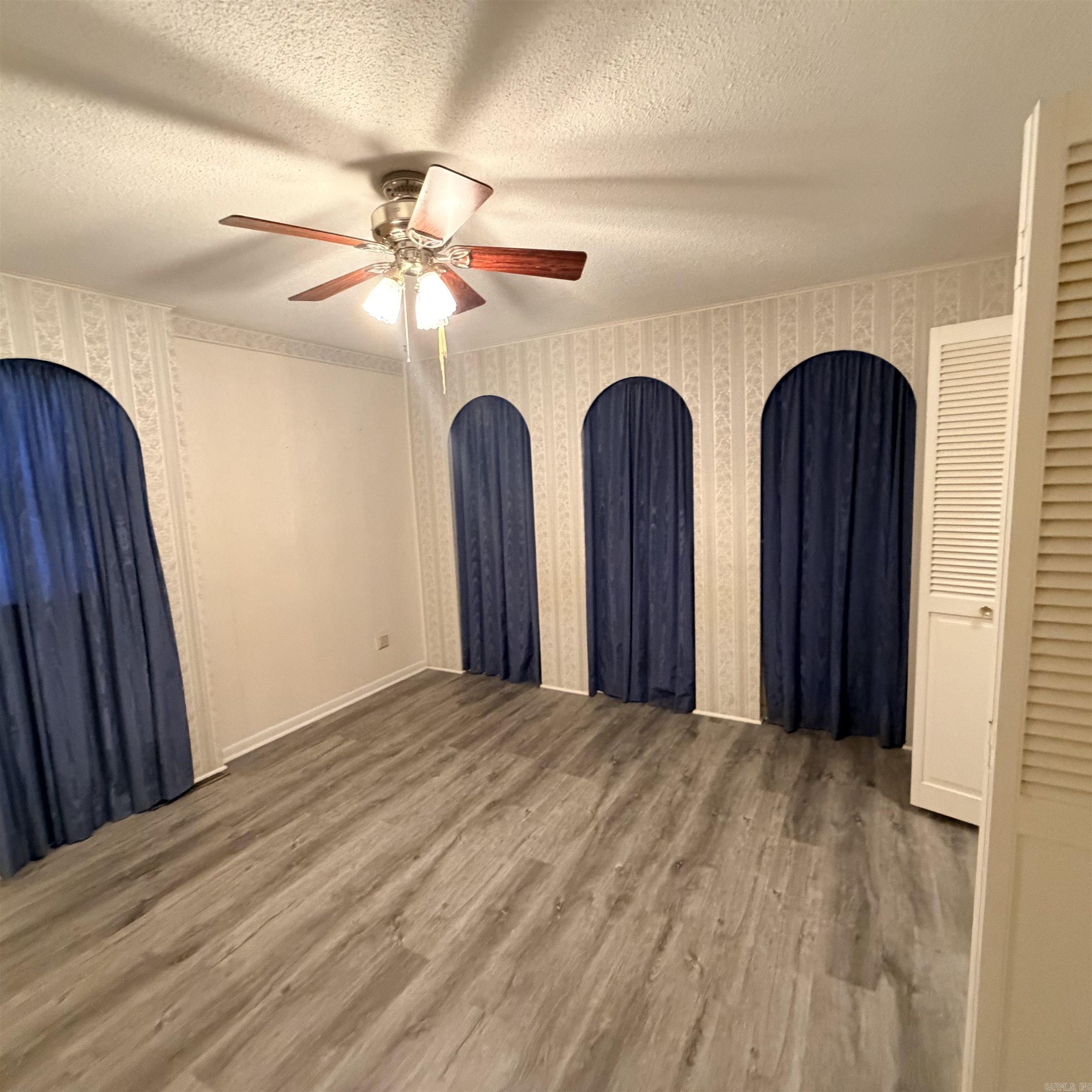 M&B PIGGOTT 2-20-8 - Residential