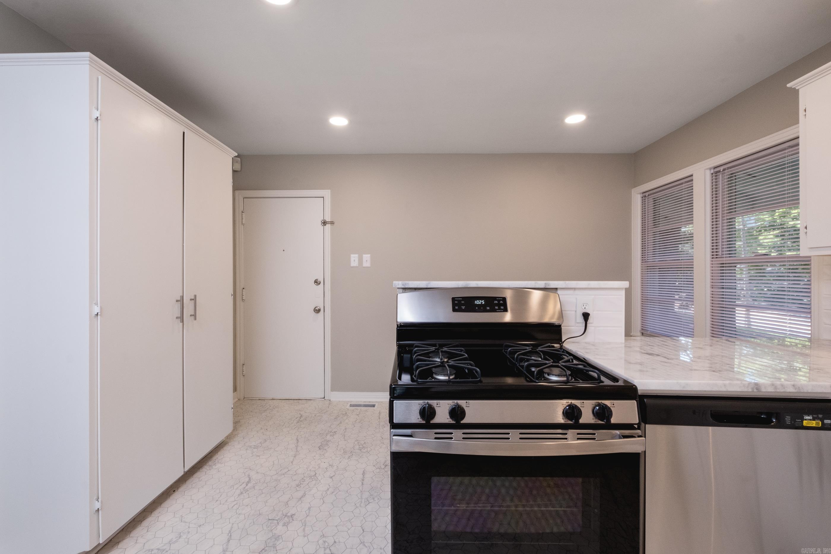 Hillcrest #1 - Residential