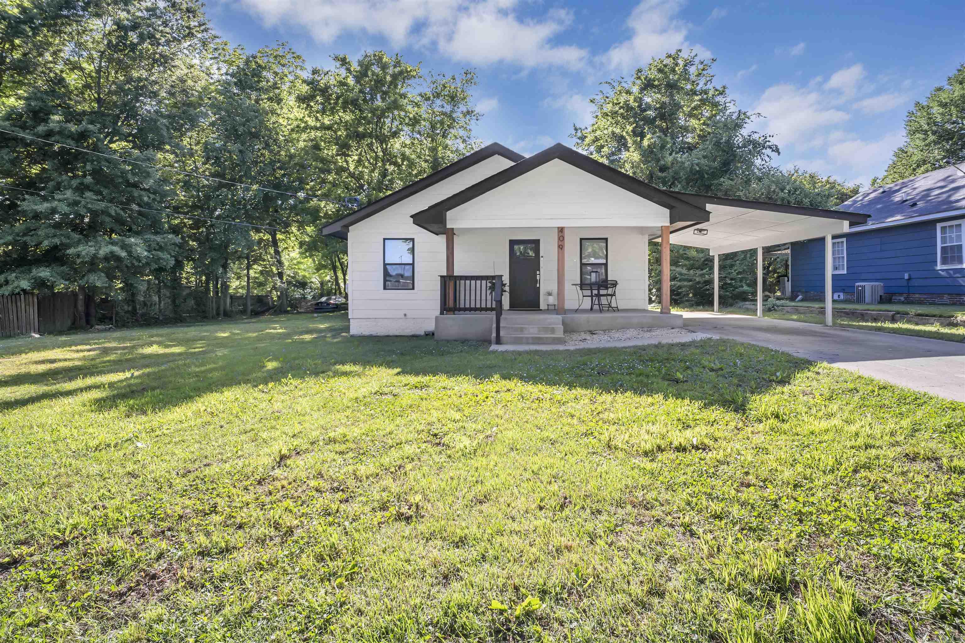 Completely remodeled in 2024, this 3 bedroom, 2 bath home is move-in ready and full of updates. Enjoy a functional layout, fresh modern finishes, covered carport, and a nice back deck perfect for relaxing or entertaining. A great blend of comfort, style, and convenience!
