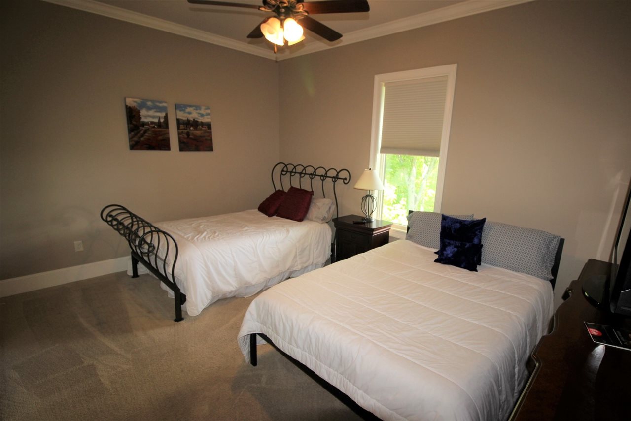 Diamond Bluff Lakefront - Residential