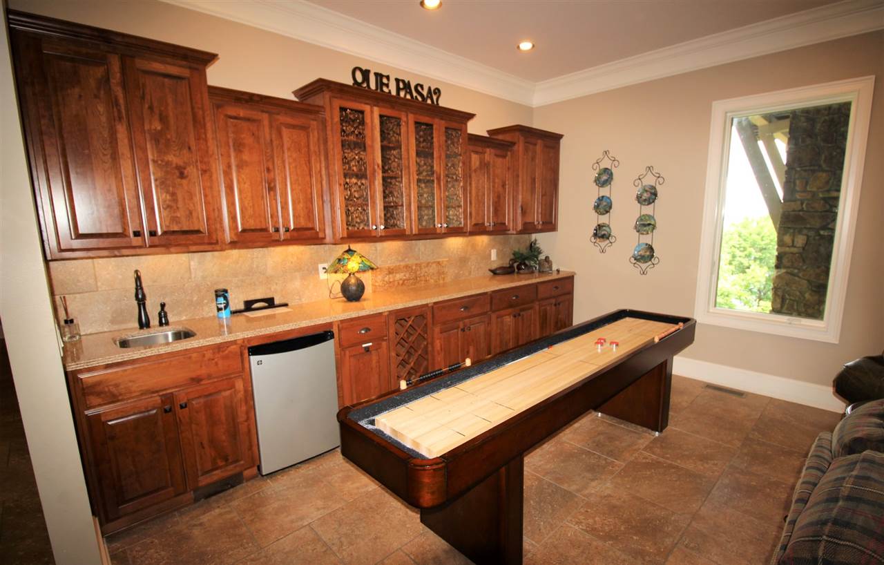 Diamond Bluff Lakefront - Residential