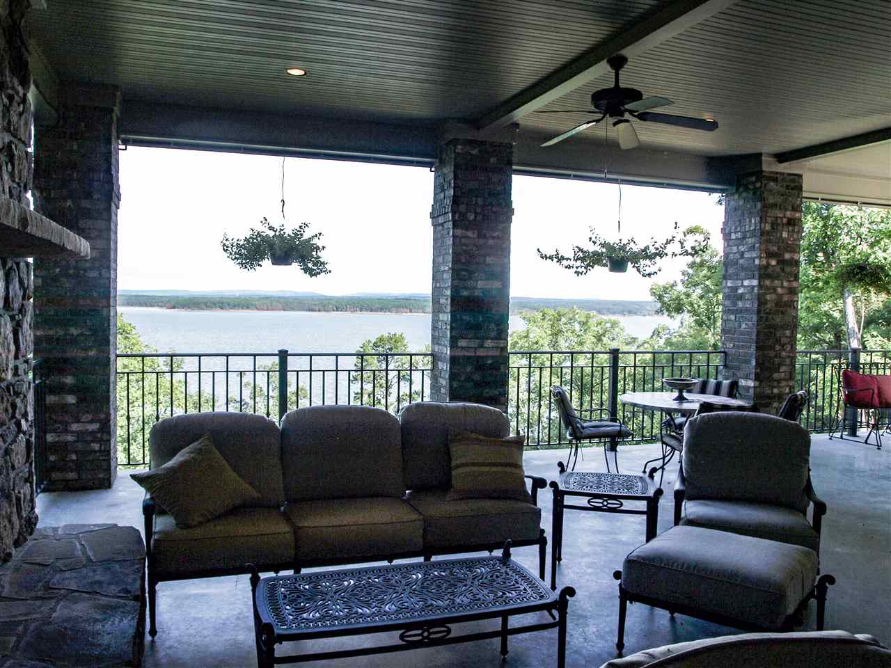 Diamond Bluff Lakefront - Residential