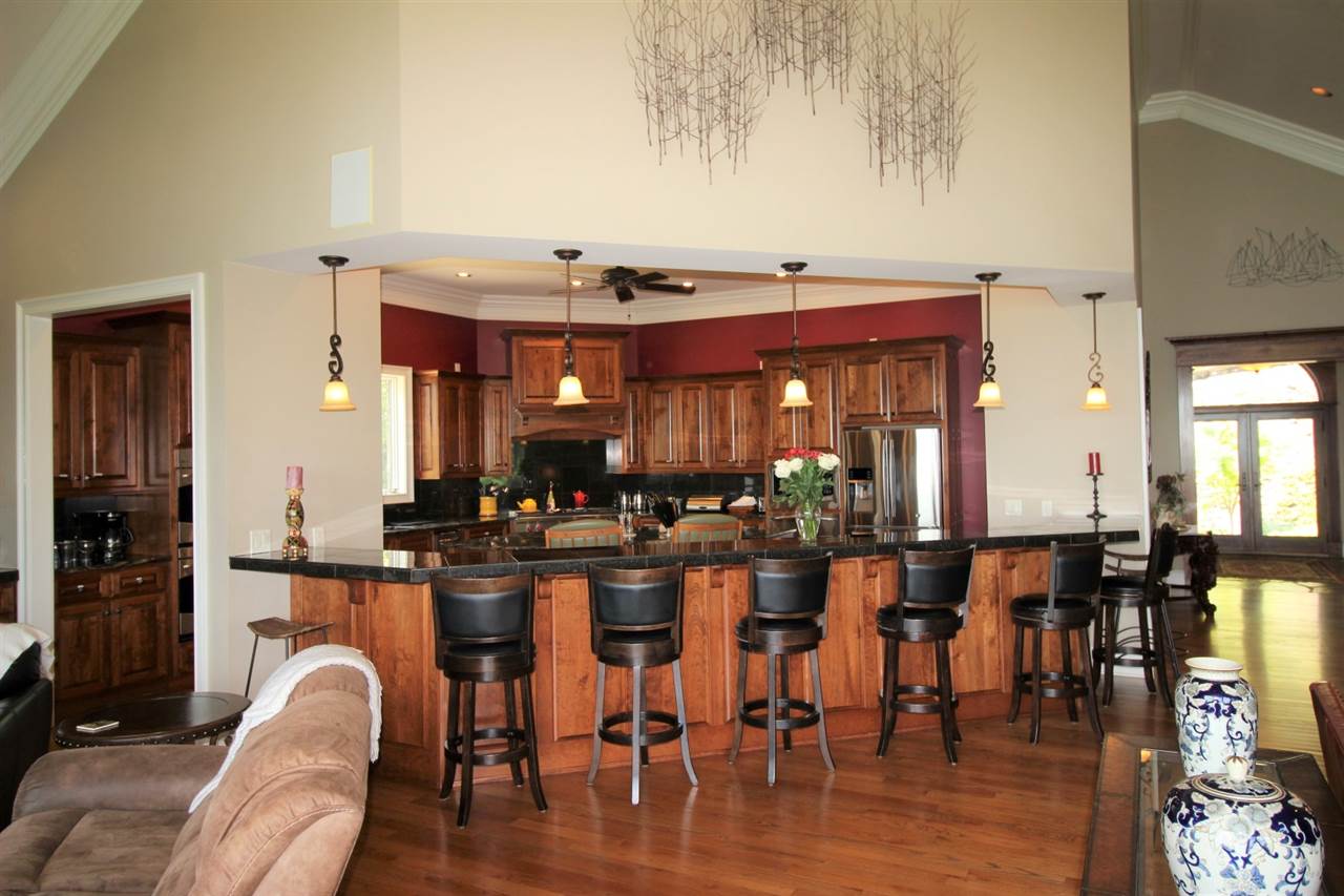 Diamond Bluff Lakefront - Residential