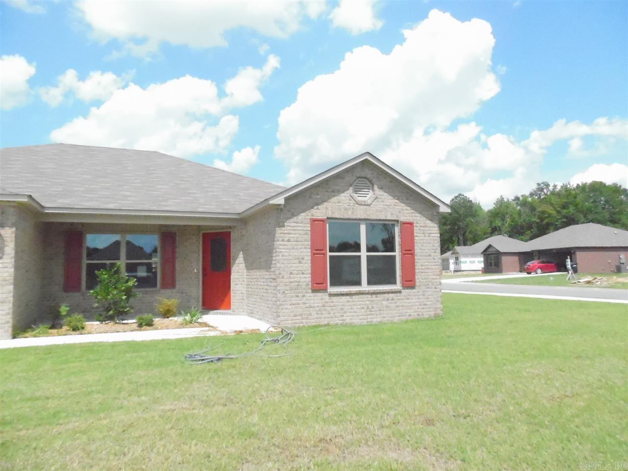 1708 All brick split floor plan. Home comes with a 2-10 Builders Warranty. This homes features Luxury Vinyl plank in wet areas and living areas. This home is conveniently located to shopping, entertainment and only minutes away from Little Rock Air Force Base and Camp Robinson