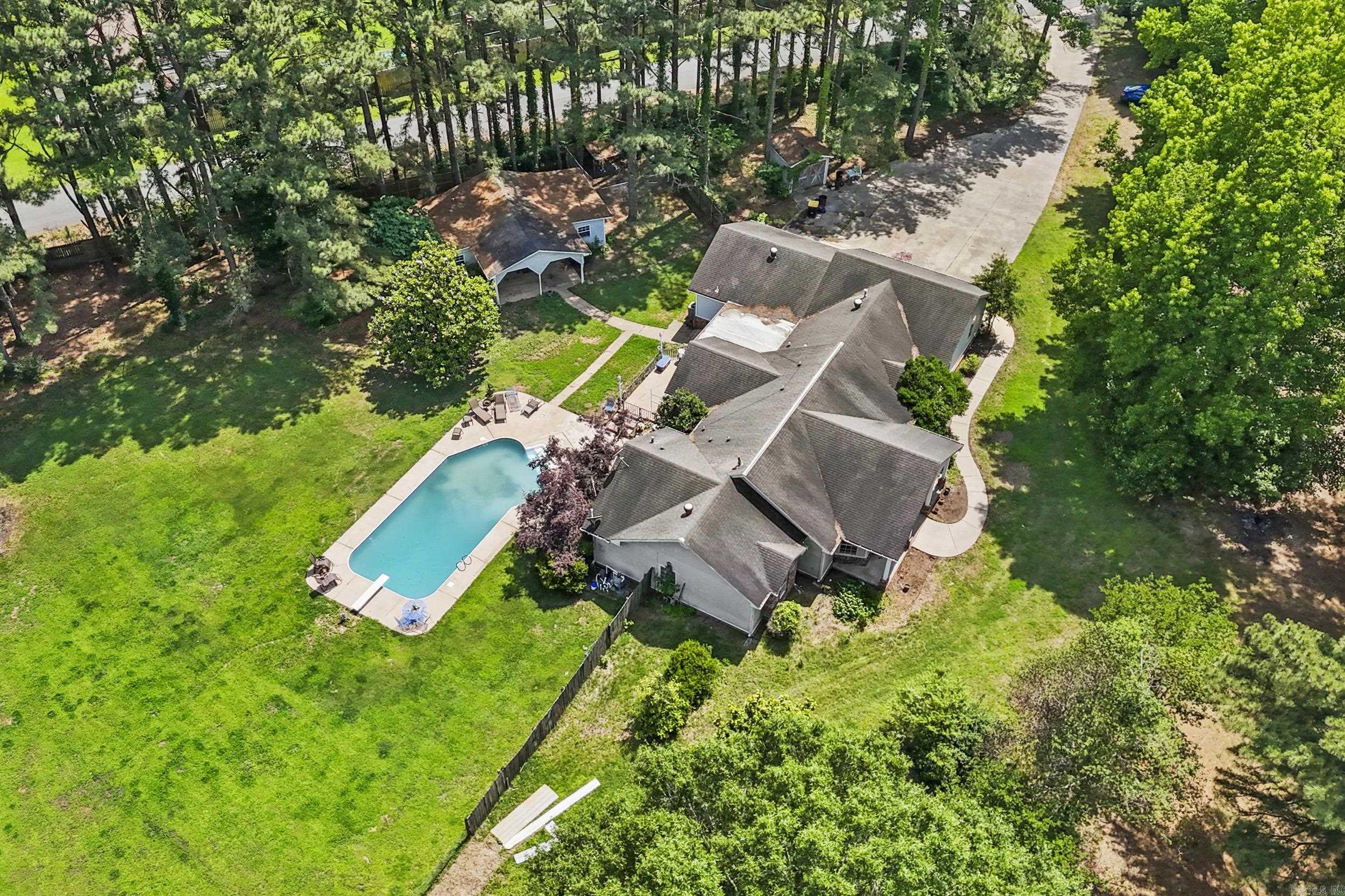 WHIPPOORWILL COVE - Residential