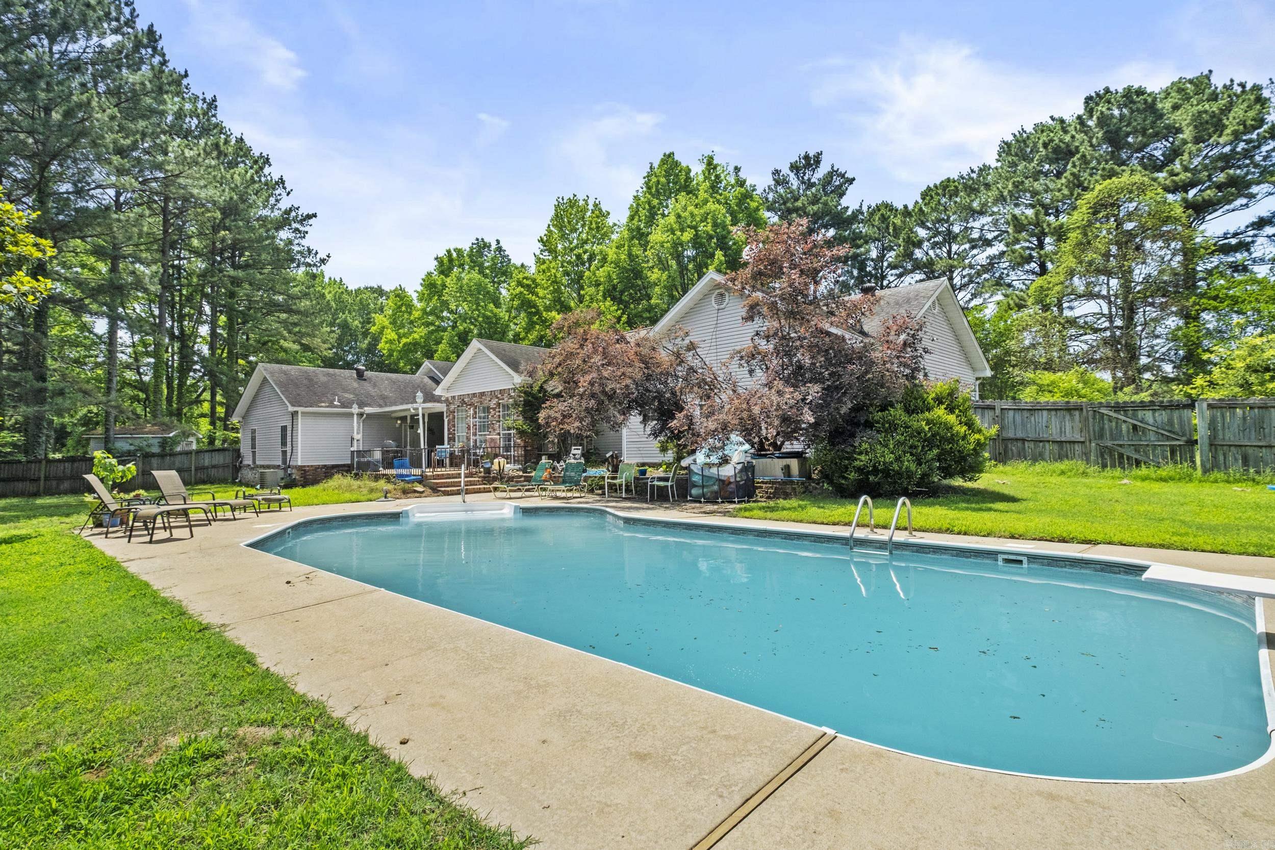 WHIPPOORWILL COVE - Residential