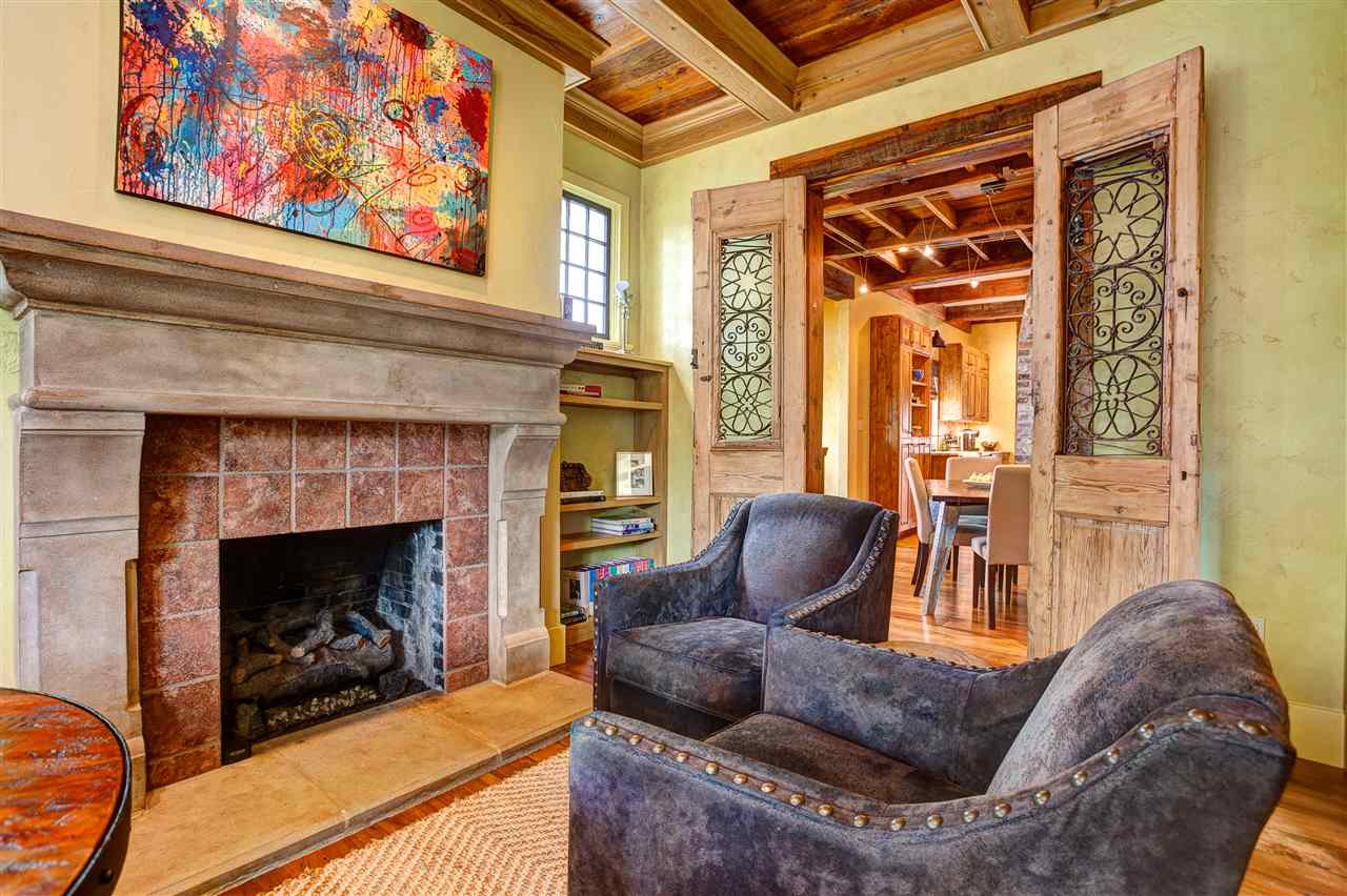 Country Club Heights - Residential