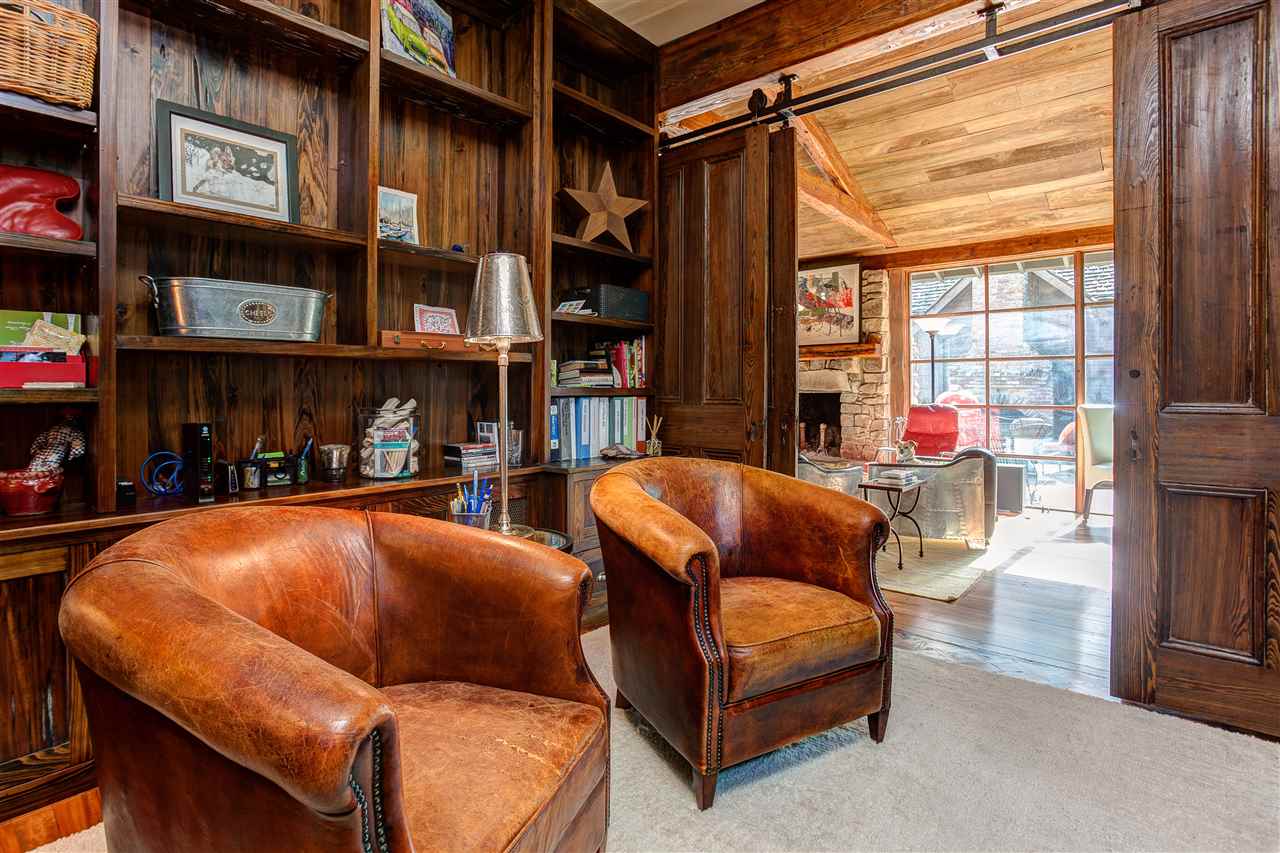 Country Club Heights - Residential