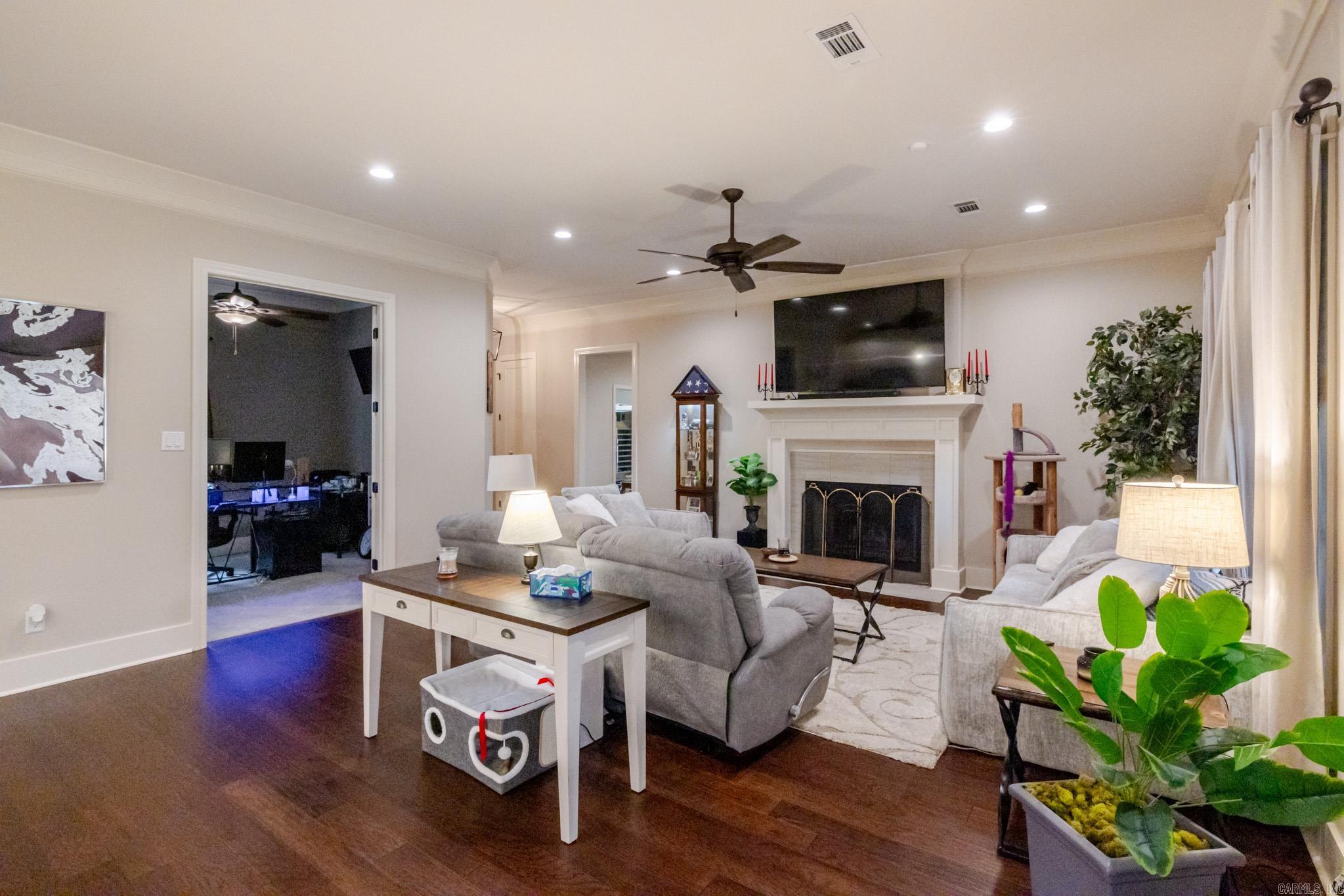 MILLERS GLENN - Residential