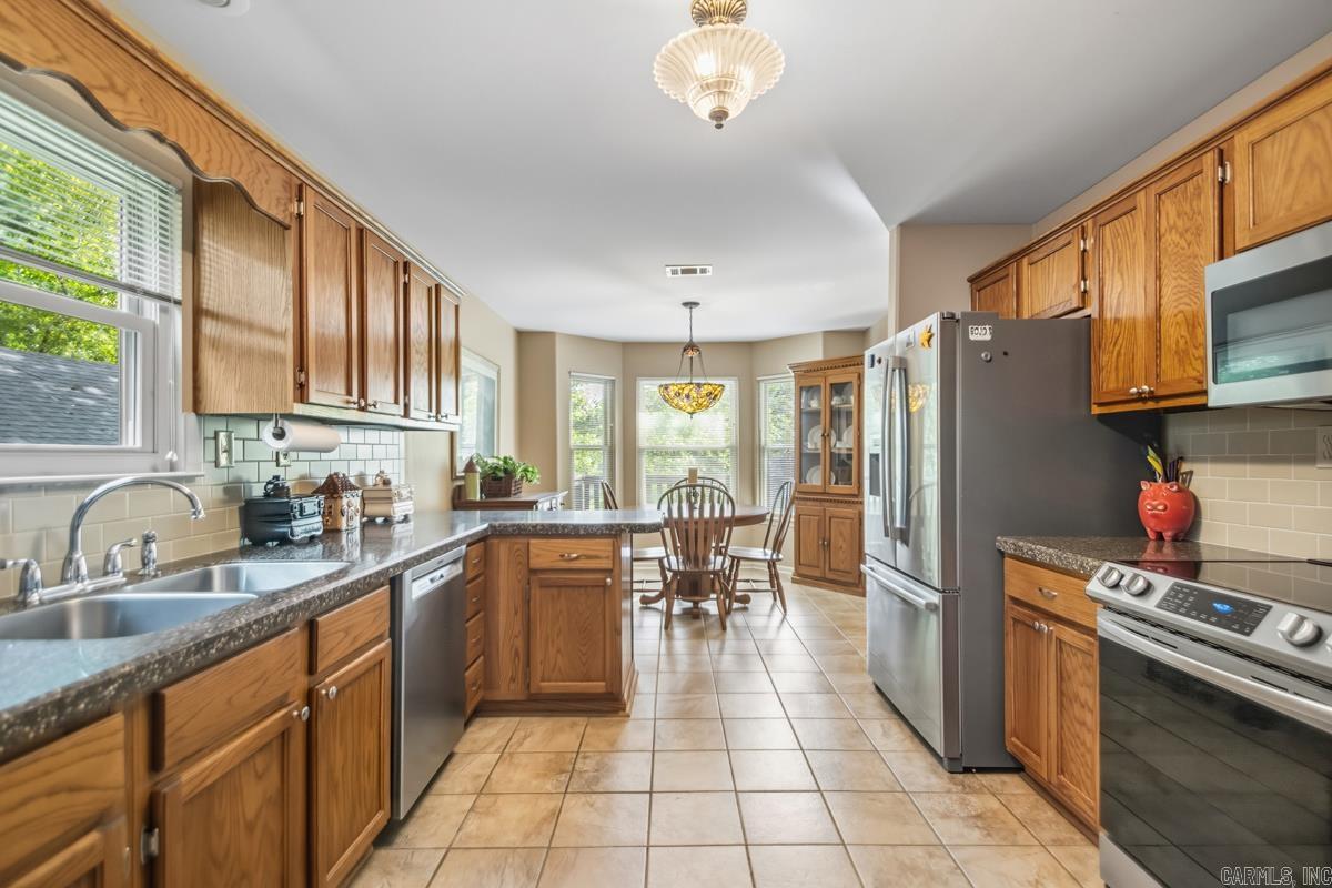 PINEVIEW - Residential