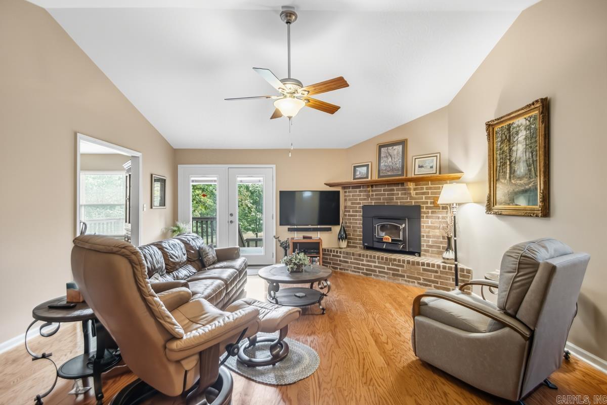 PINEVIEW - Residential