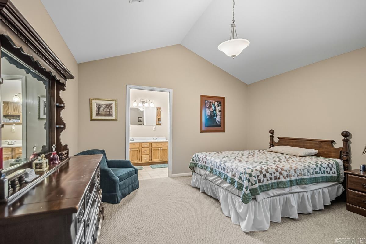 PINEVIEW - Residential