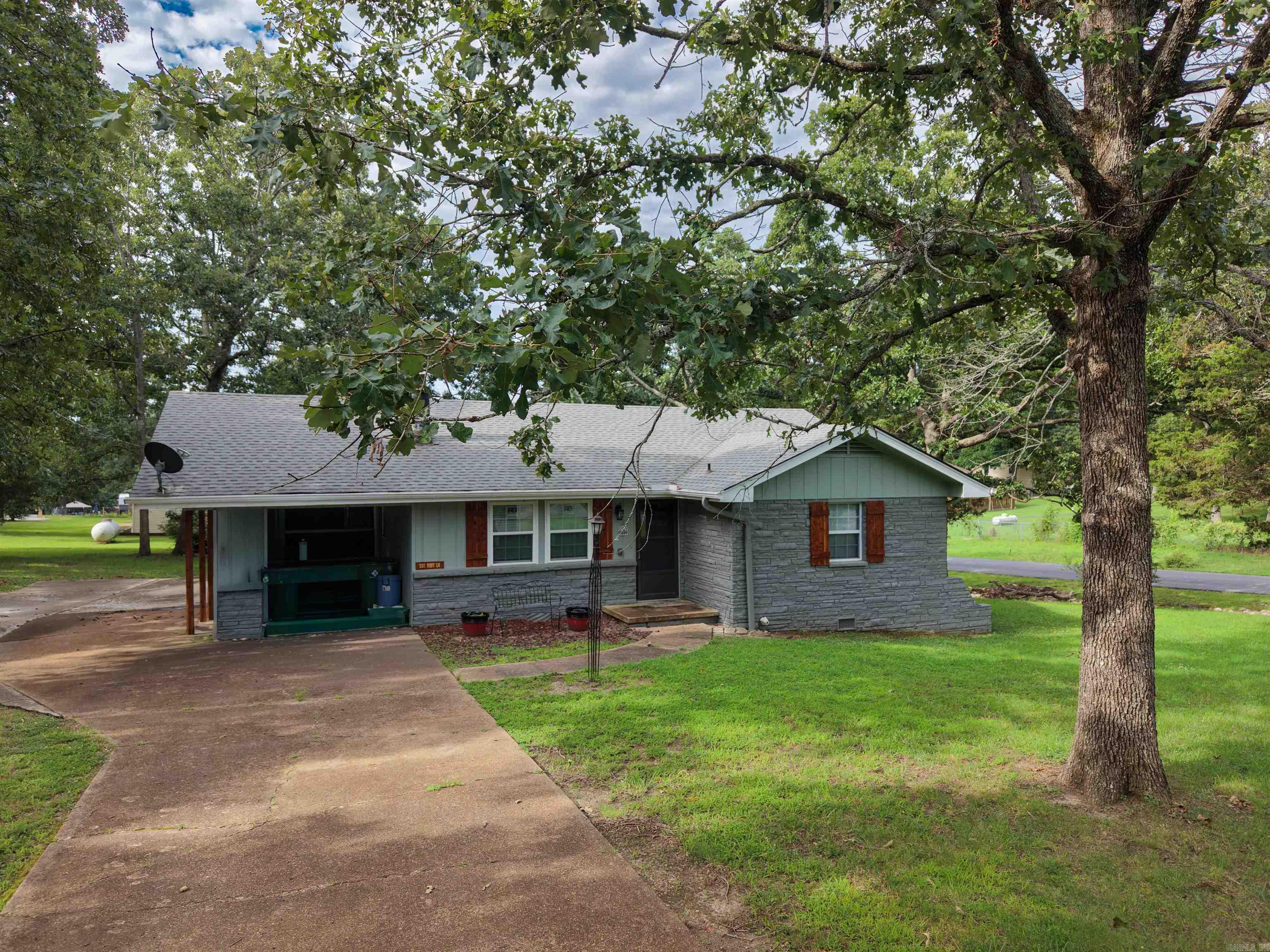 CROWN ADDITION - Residential