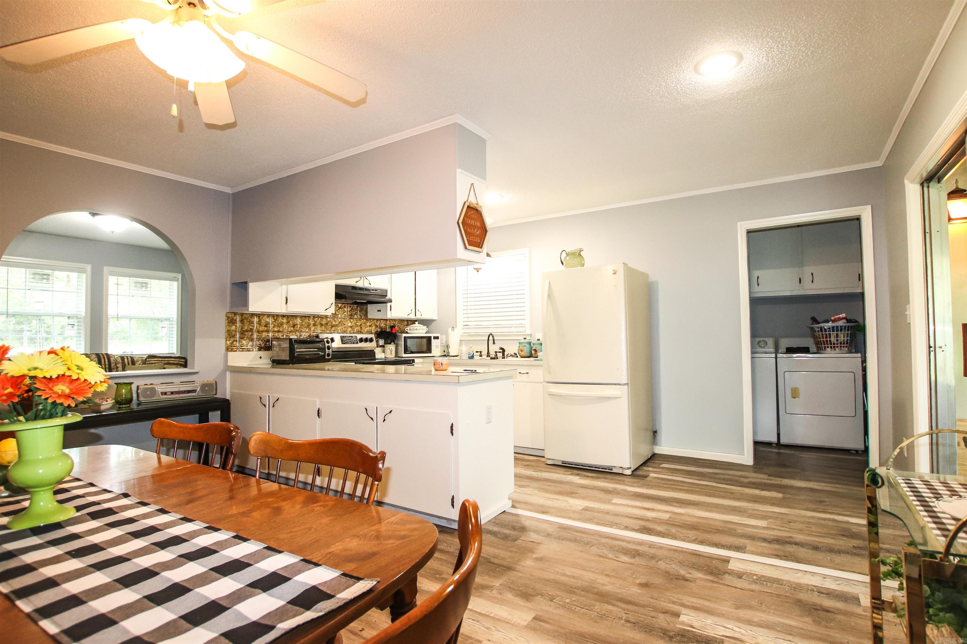 CROWN ADDITION - Residential