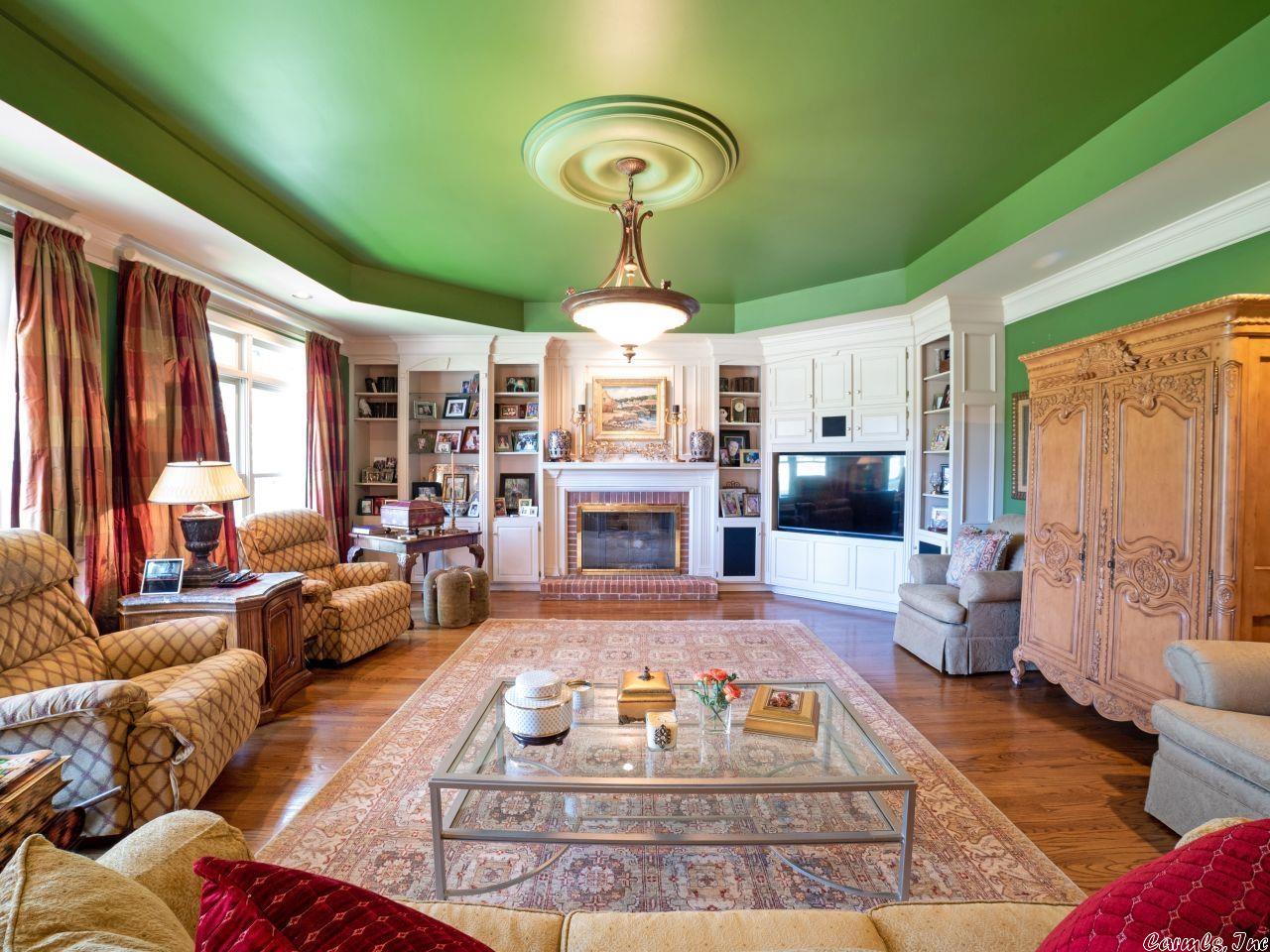 CHENAL VALLEY CHENAL CIRCLE - Residential