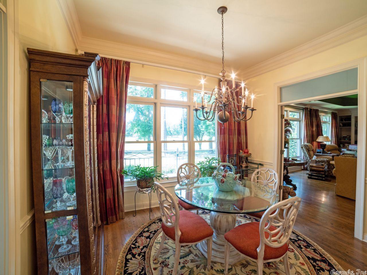 CHENAL VALLEY CHENAL CIRCLE - Residential
