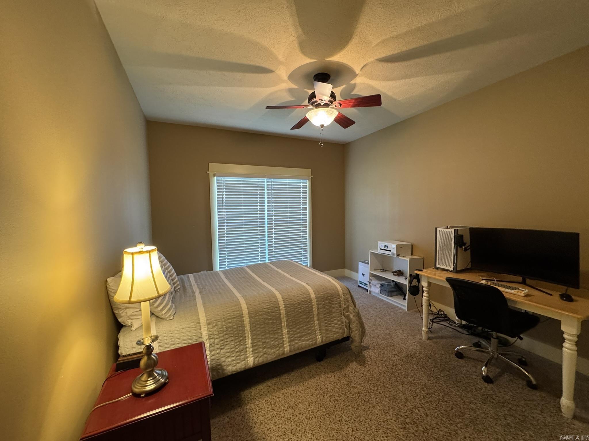 COBBLESTONE RIDGE - Residential