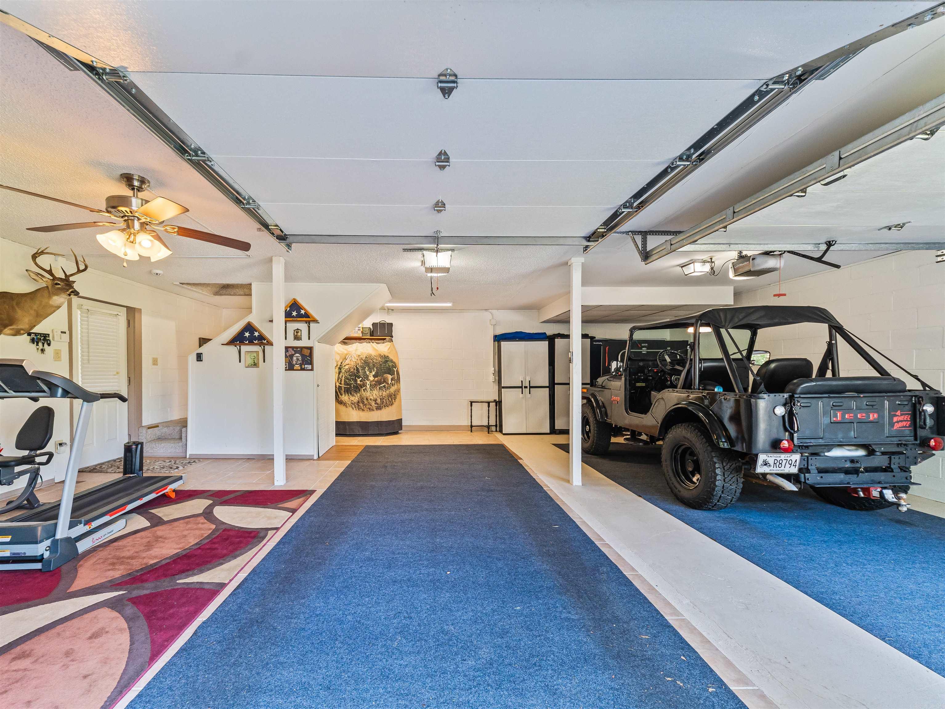 Lake Hamilton Outside - Residential