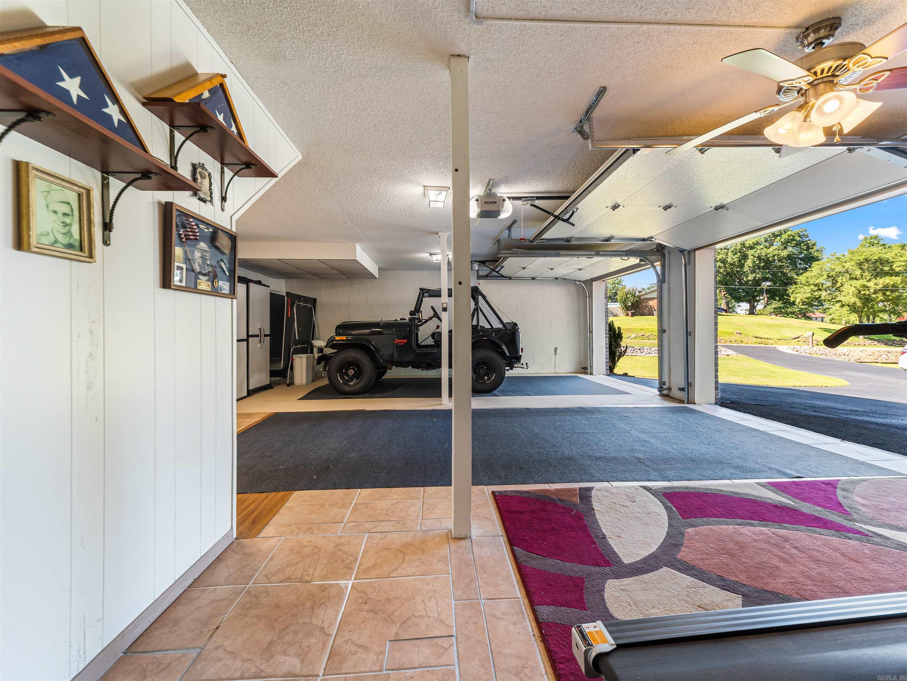 Lake Hamilton Outside - Residential