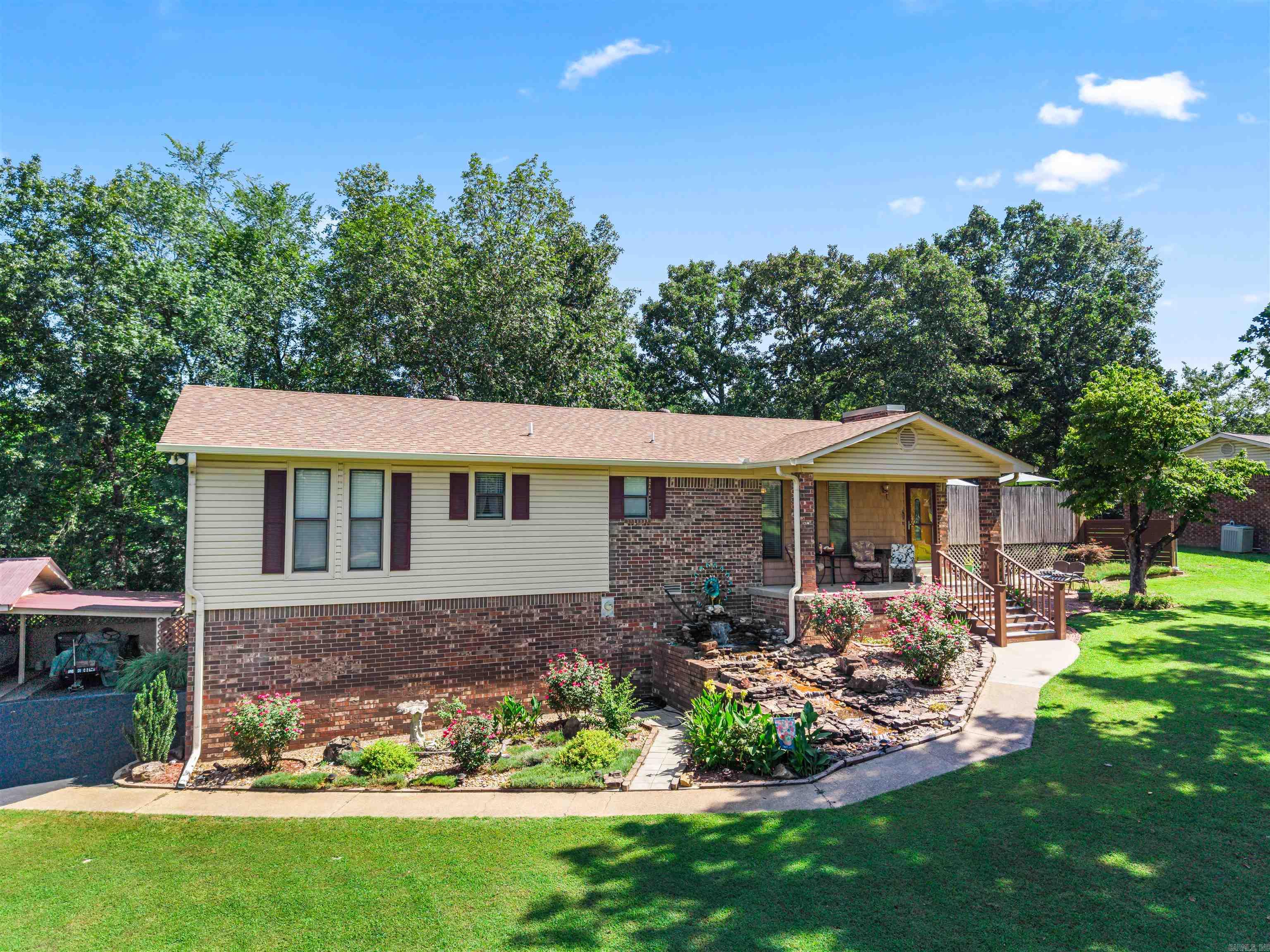 Lake Hamilton Outside - Residential
