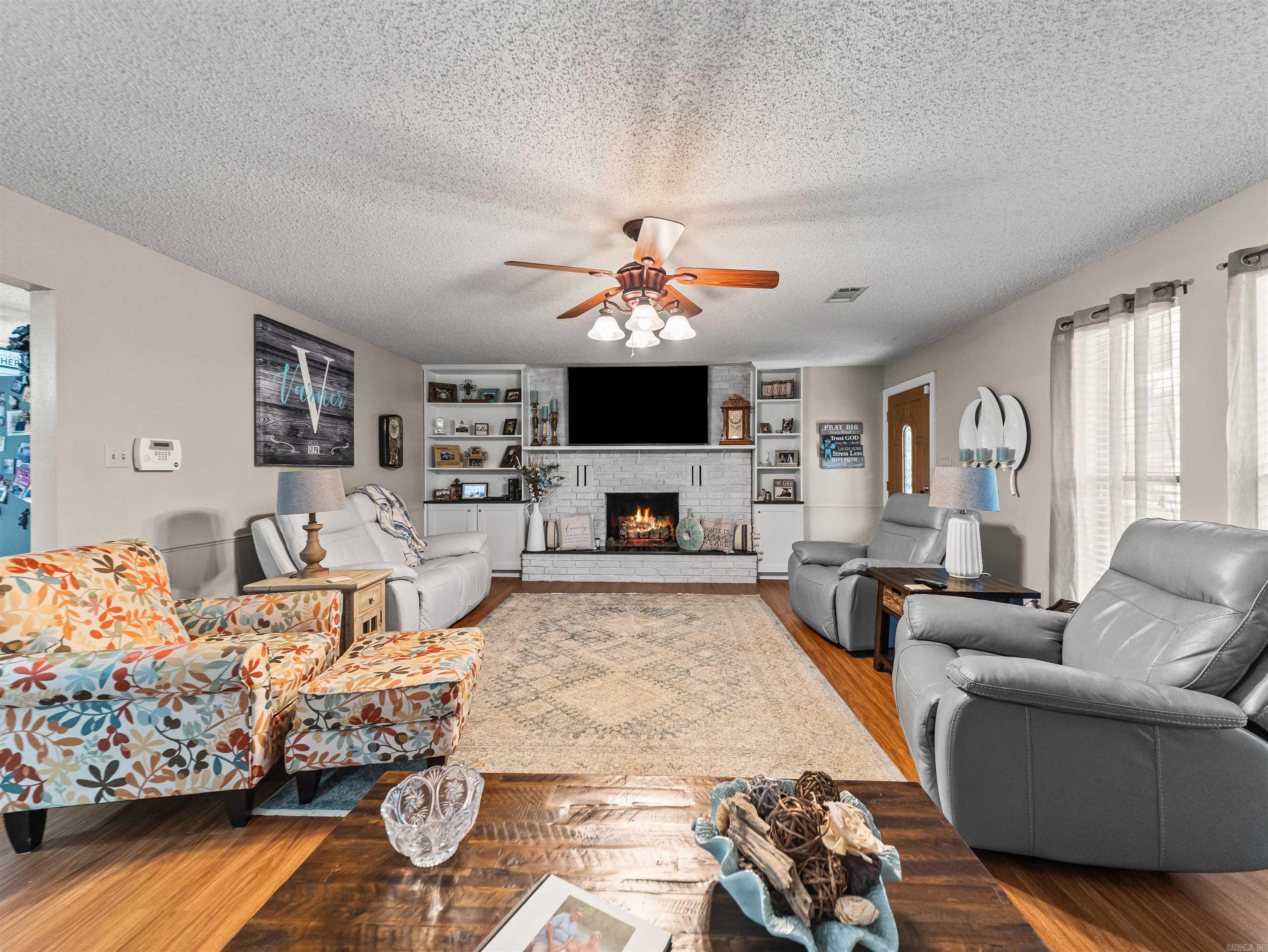 Lake Hamilton Outside - Residential