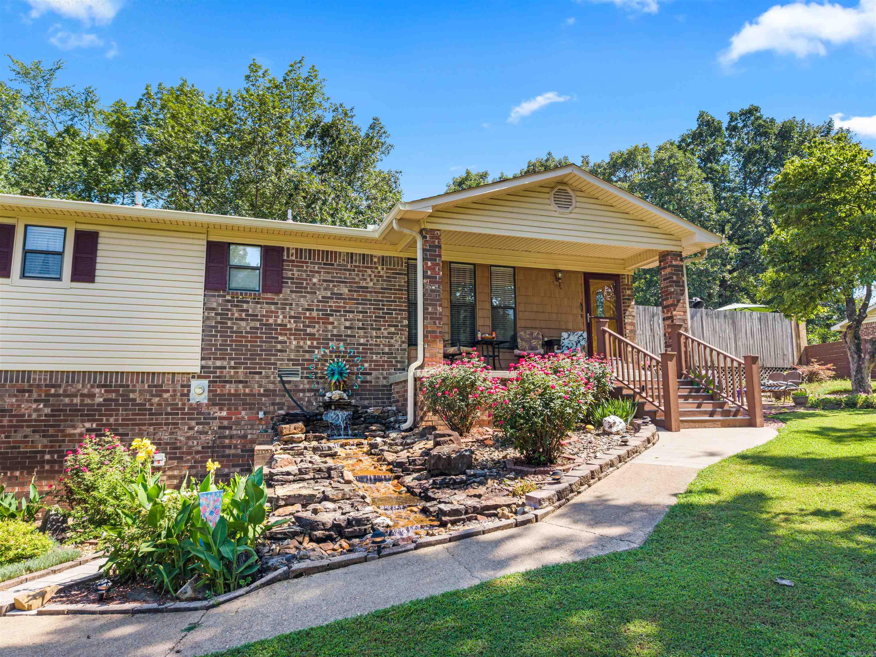 Lake Hamilton Outside - Residential